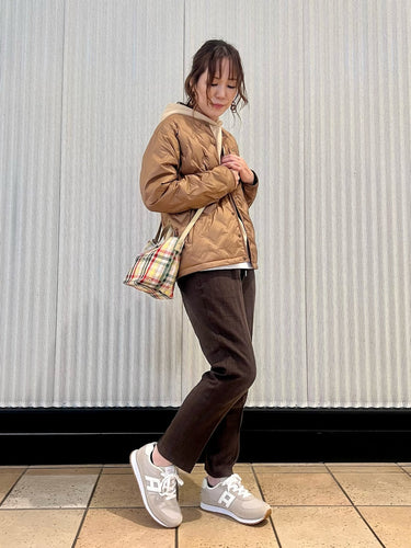 軽くて暖かい700フィルパワーダウンジャケットを主役にしたコーディネート