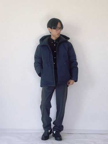 上品モノトーンで魅せるダウンの大人スタイル