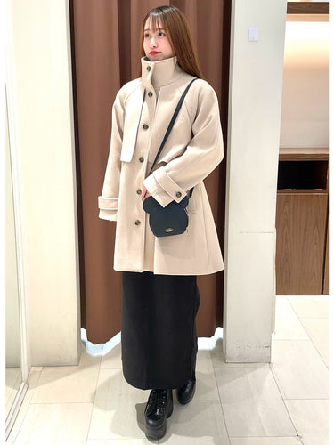 スタンドカラーが特徴なメルトンコートのご紹介♪