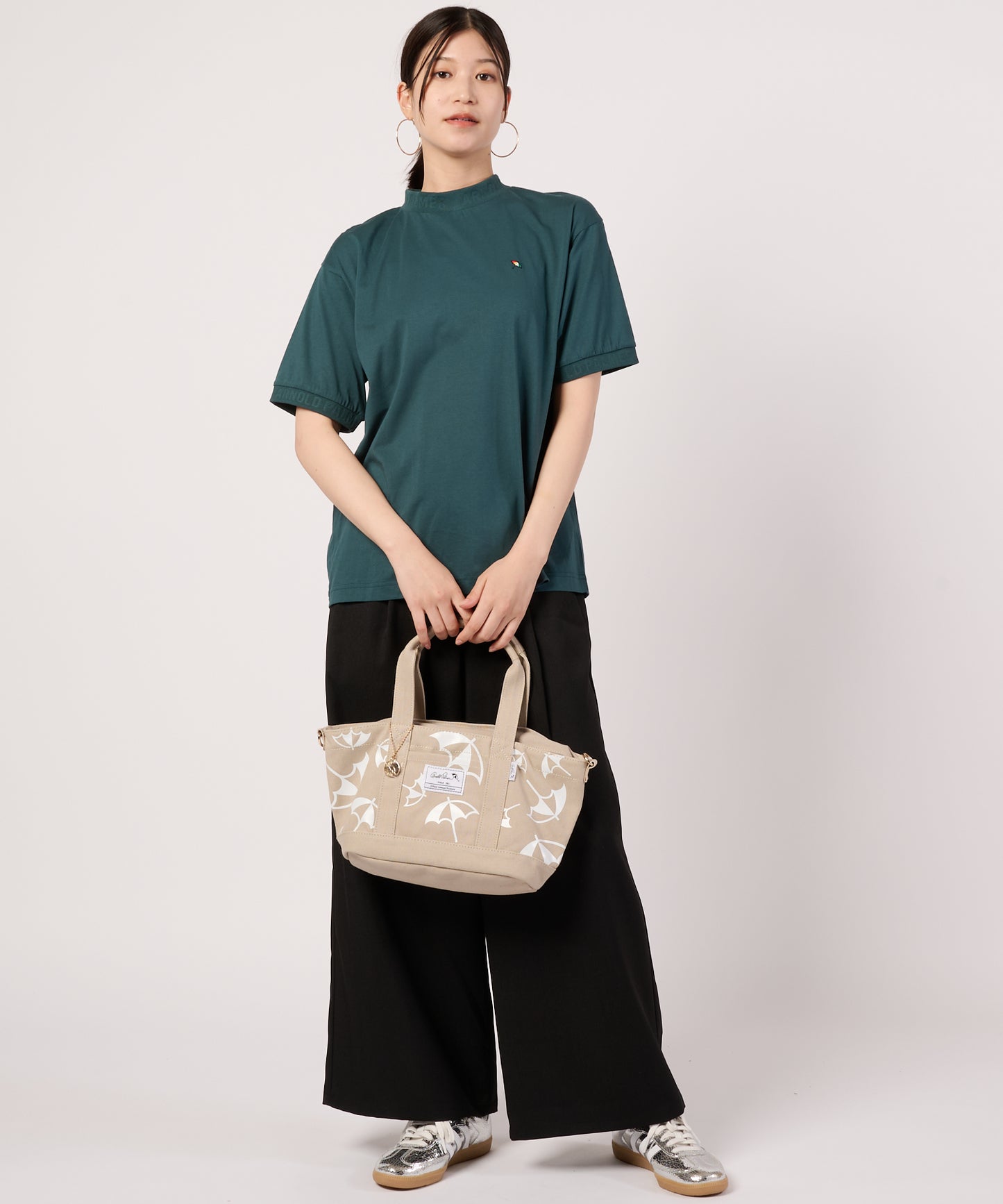 【汗ジミ防止】シェア エンボスロゴTシャツ