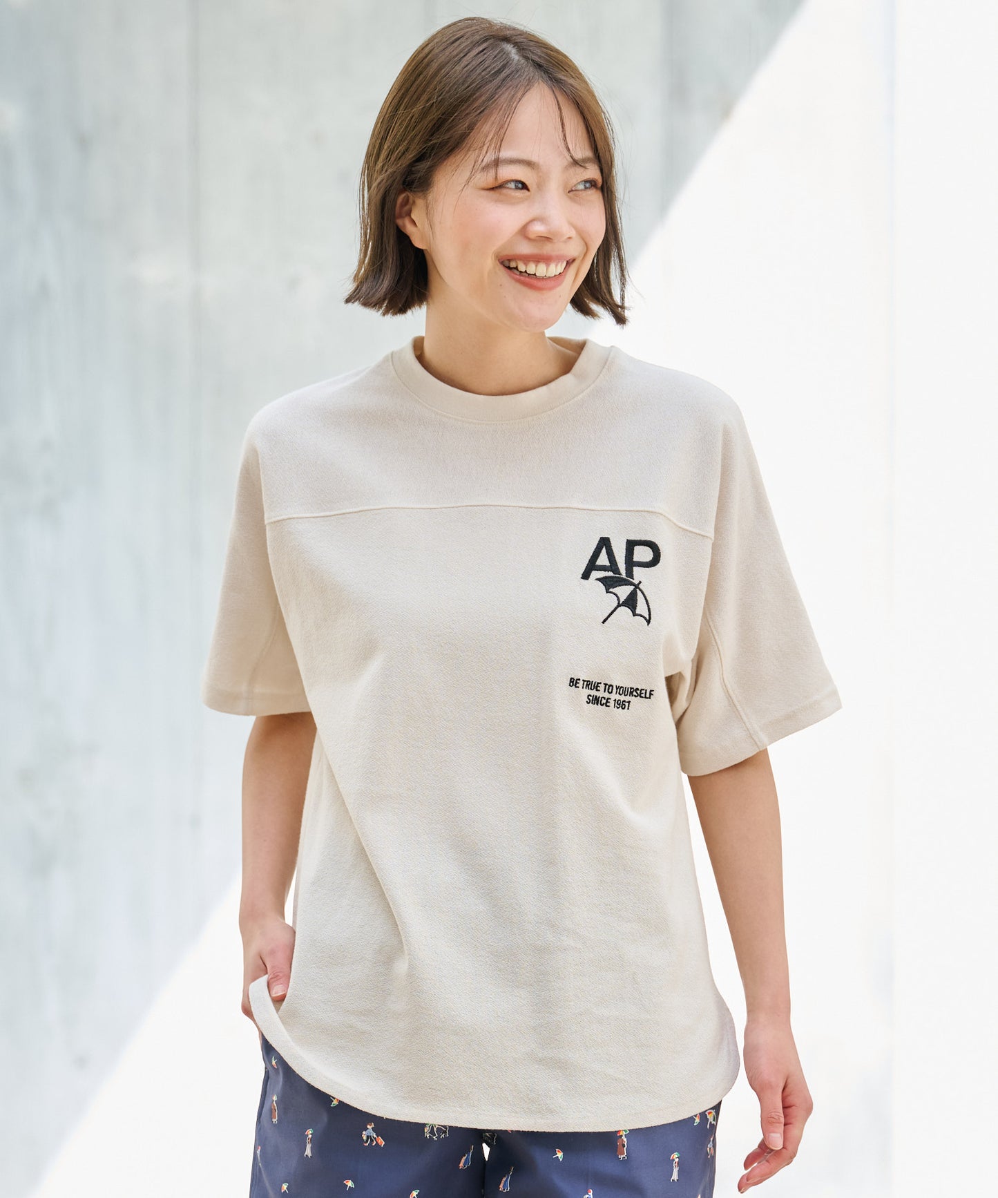 APロゴ シェア フットボールTシャツ