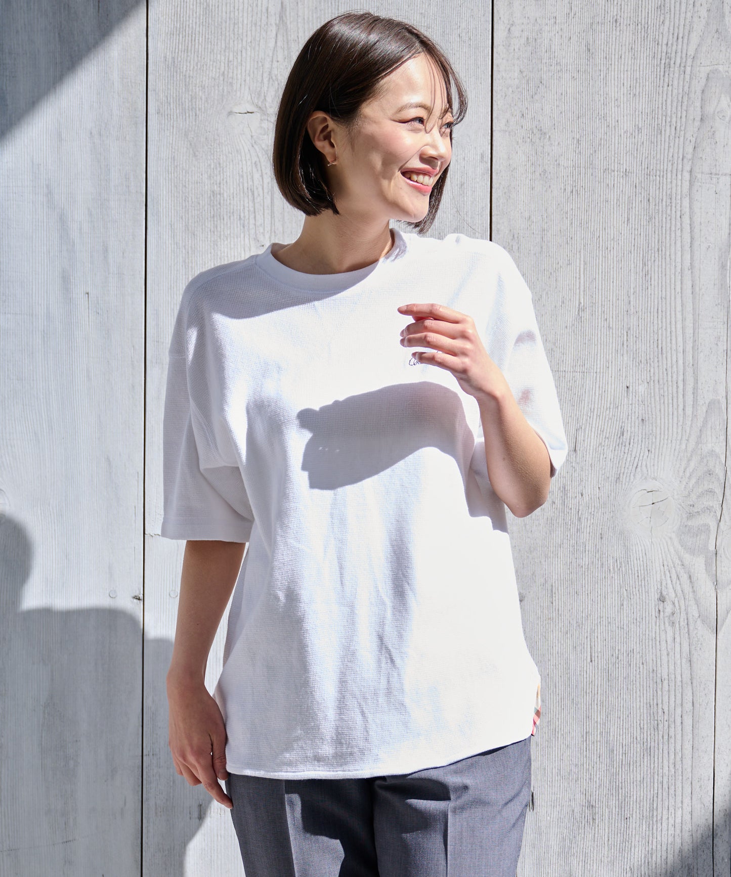 寄り添うリネン シェア Tシャツ
