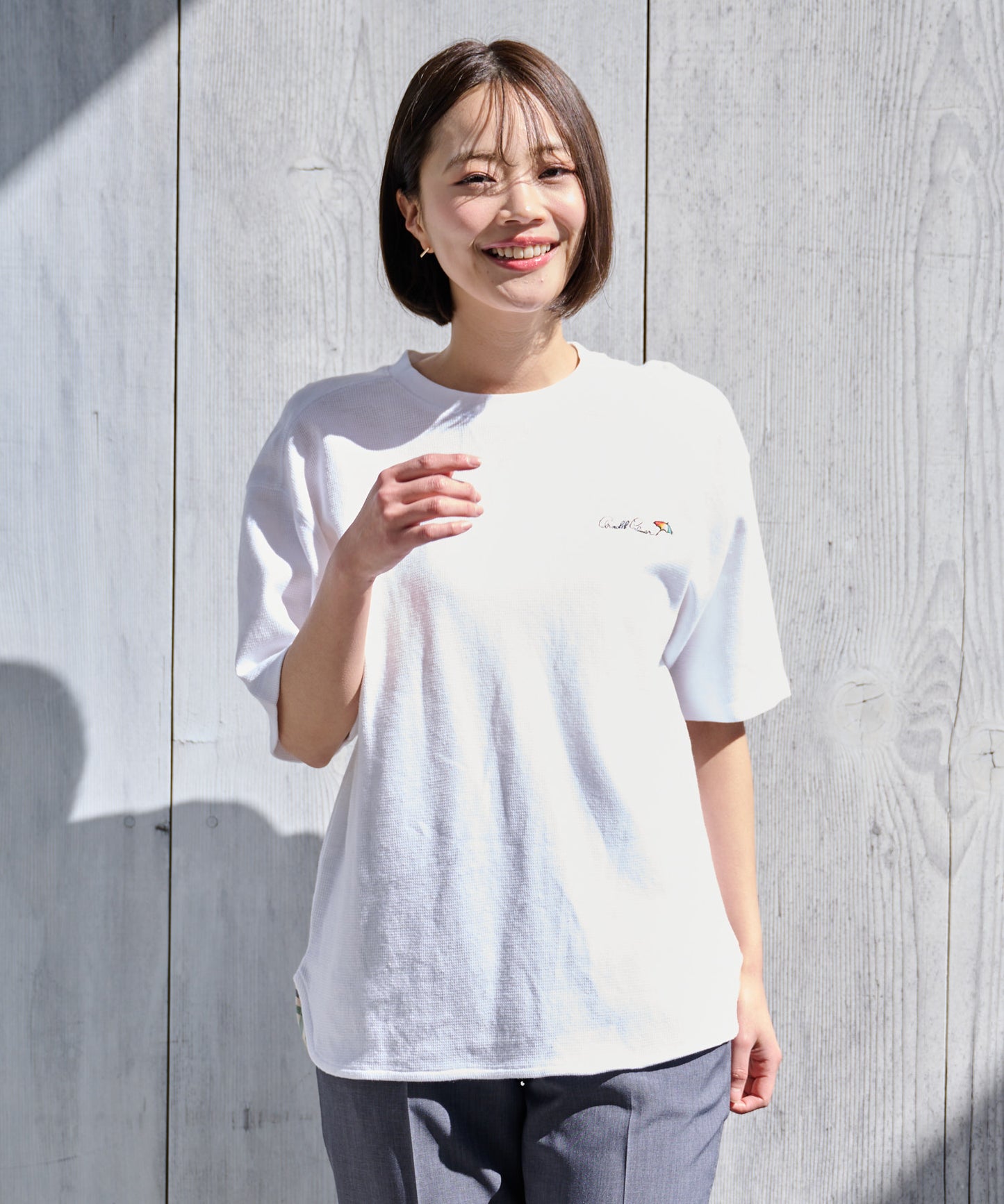 寄り添うリネン シェア Tシャツ