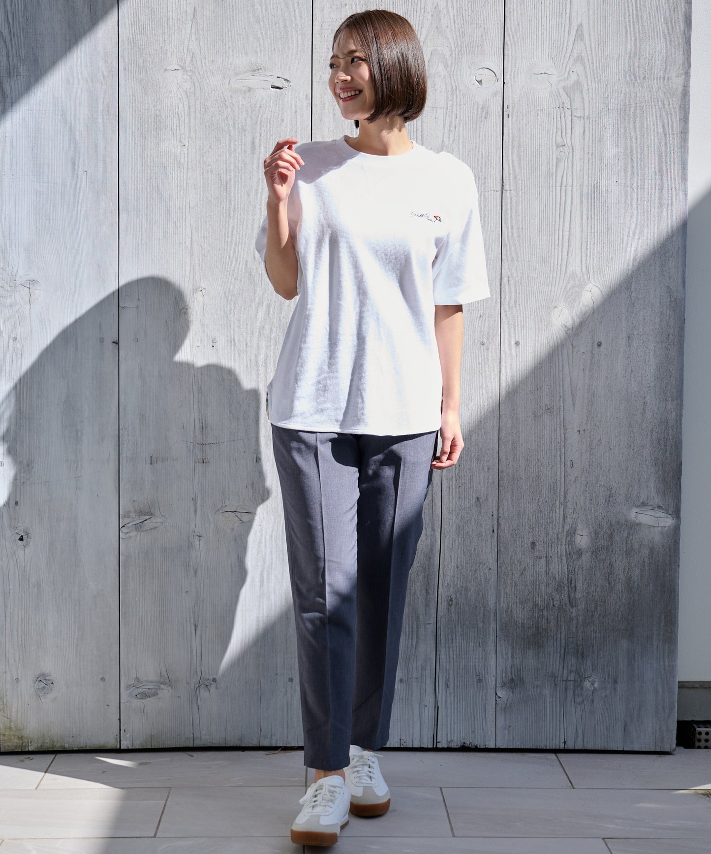 寄り添うリネン シェア Tシャツ