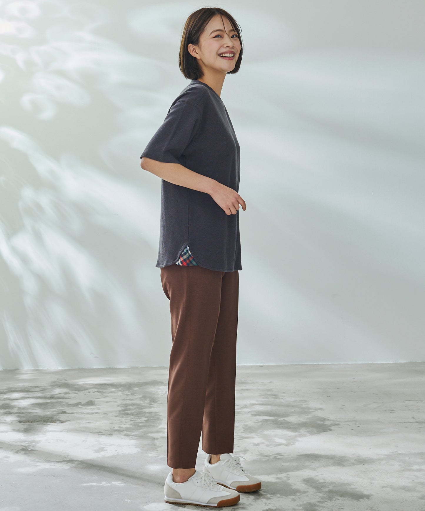 寄り添うリネン シェア Tシャツ