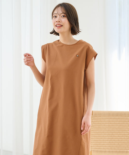 Arnold Palmer 風を感じるストレッチサッカー ワンピース