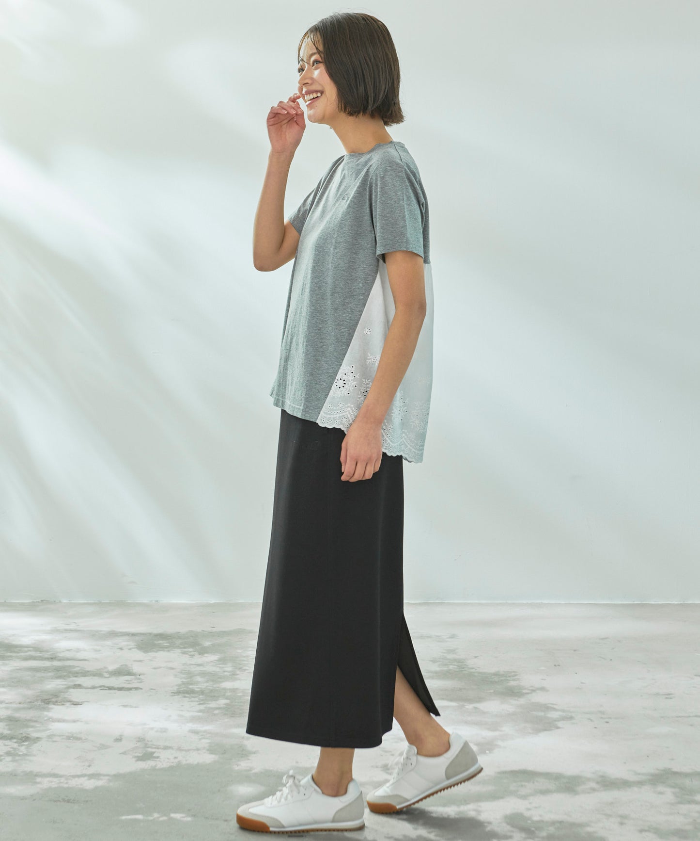 【TIME SALE】さらラクカットソー バックレースドッキングプルオーバー