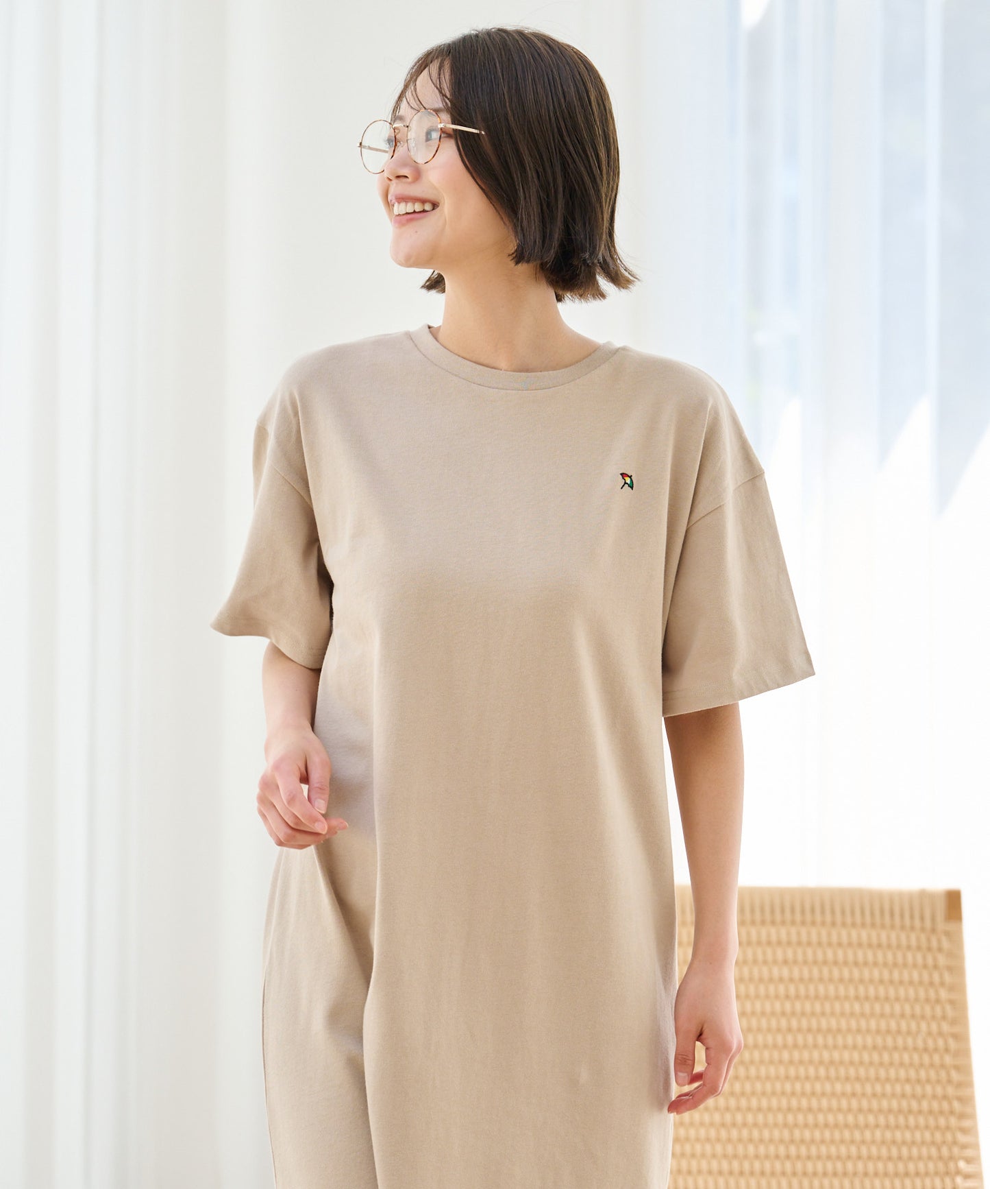 バックロゴ Tシャツワンピース