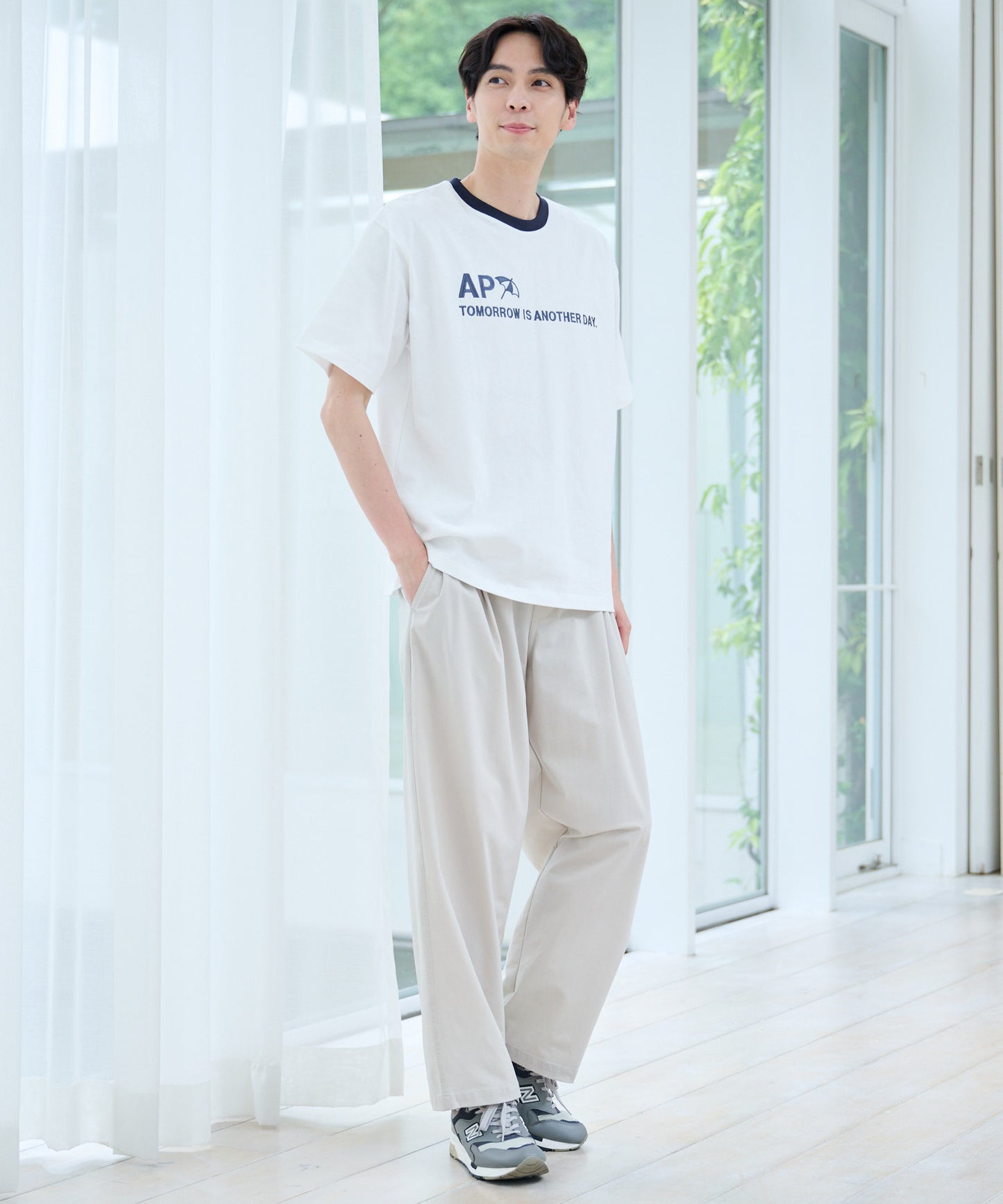 アムンゼン セミワイドイージーパンツ