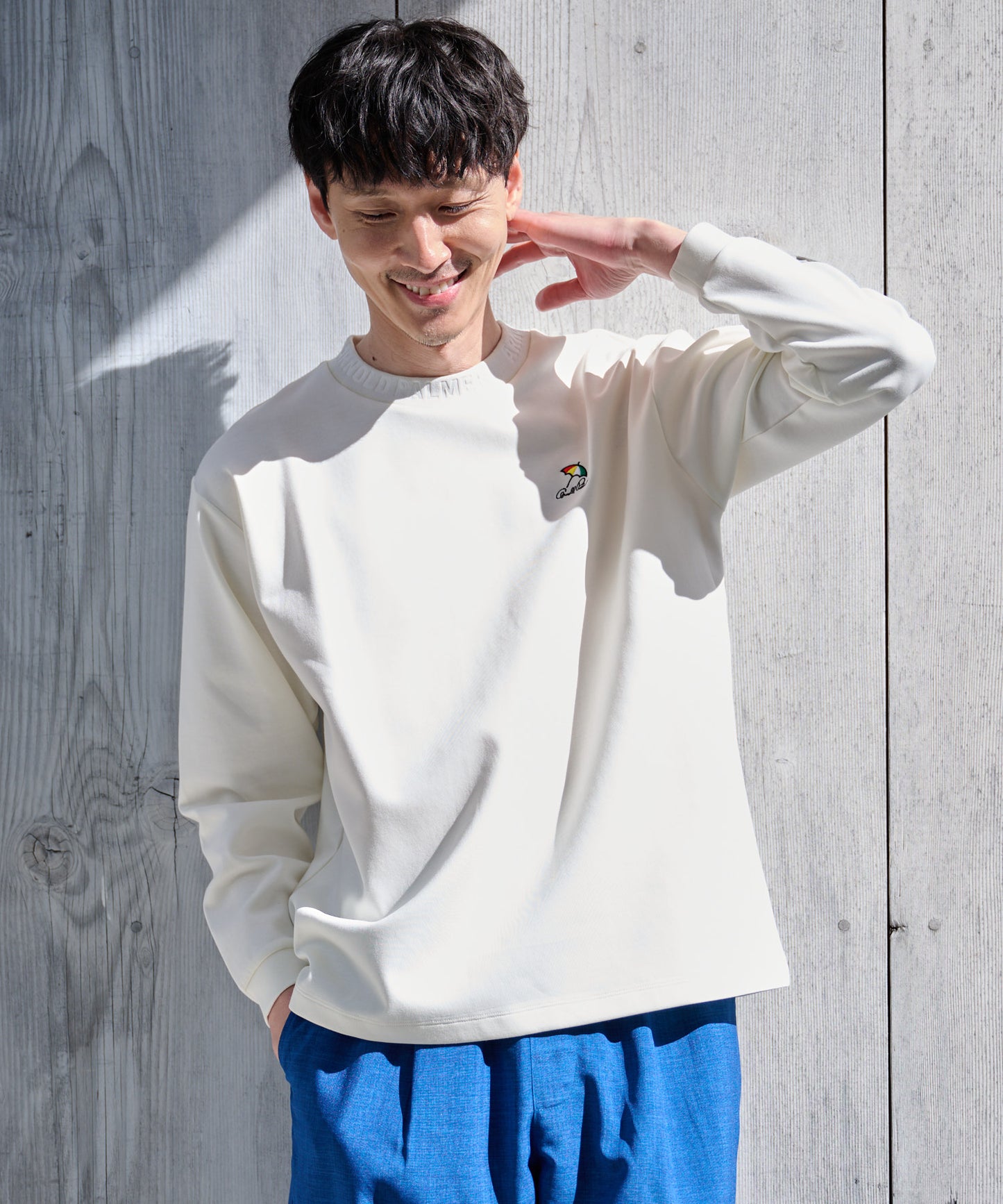 ストレッチポンチ シェア 衿ロゴロングTシャツ