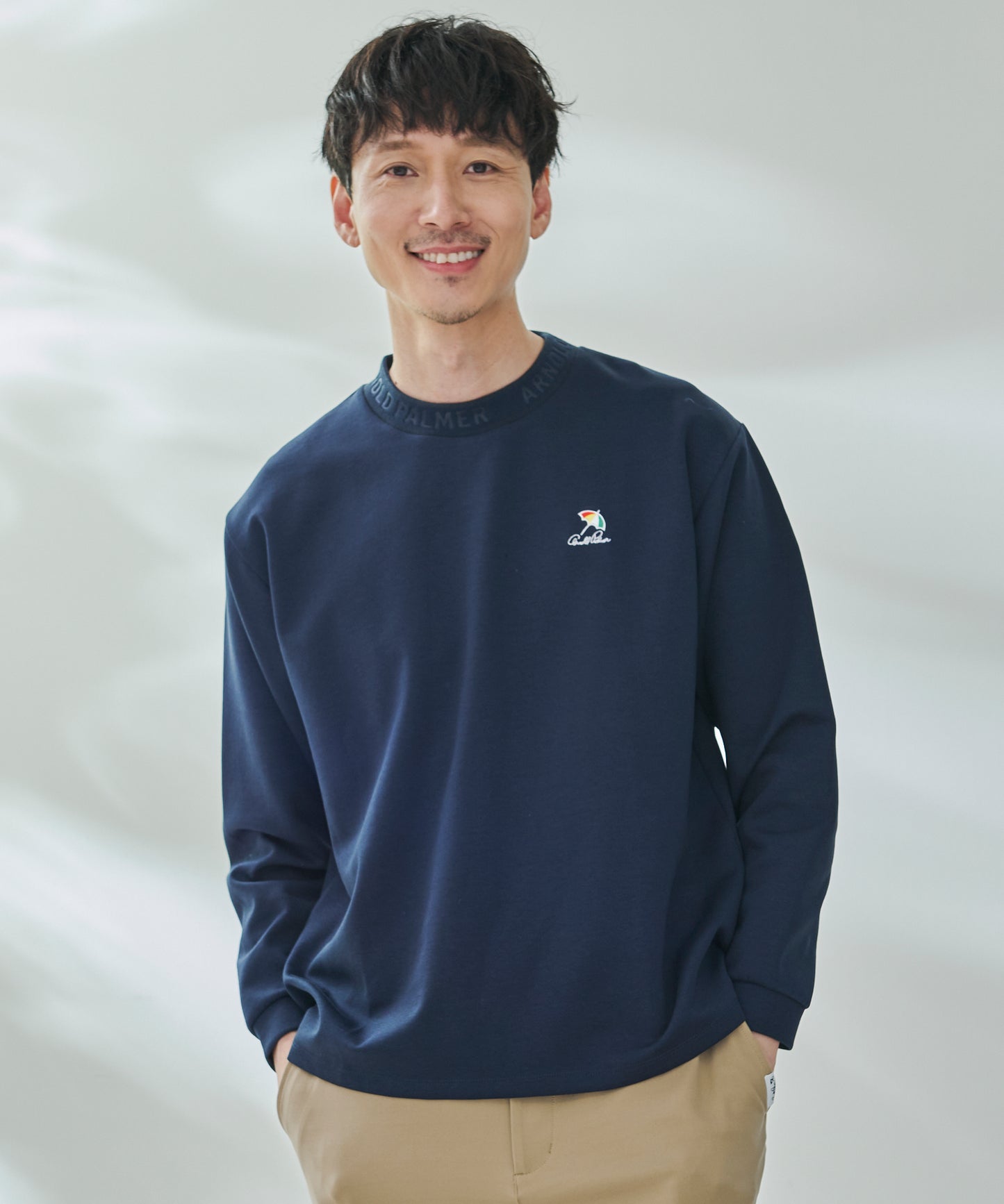 ストレッチポンチ シェア 衿ロゴロングTシャツ