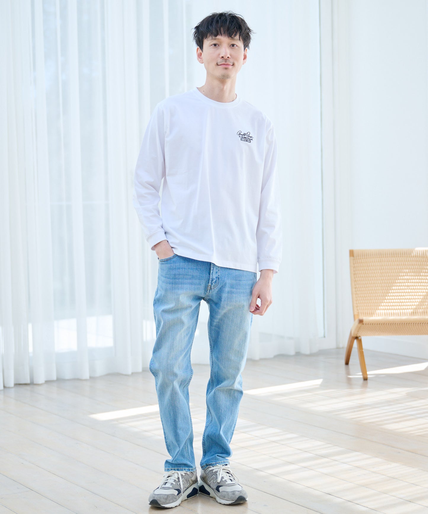 バックロゴグラフィック シェア ロングスリーブTシャツ
