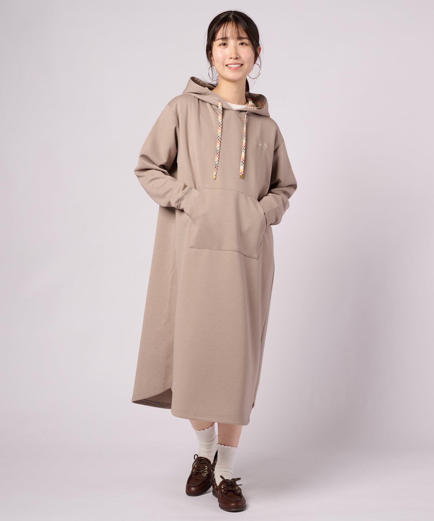 クッションダンボール フーディ―ワンピース（ワンピース/レディース