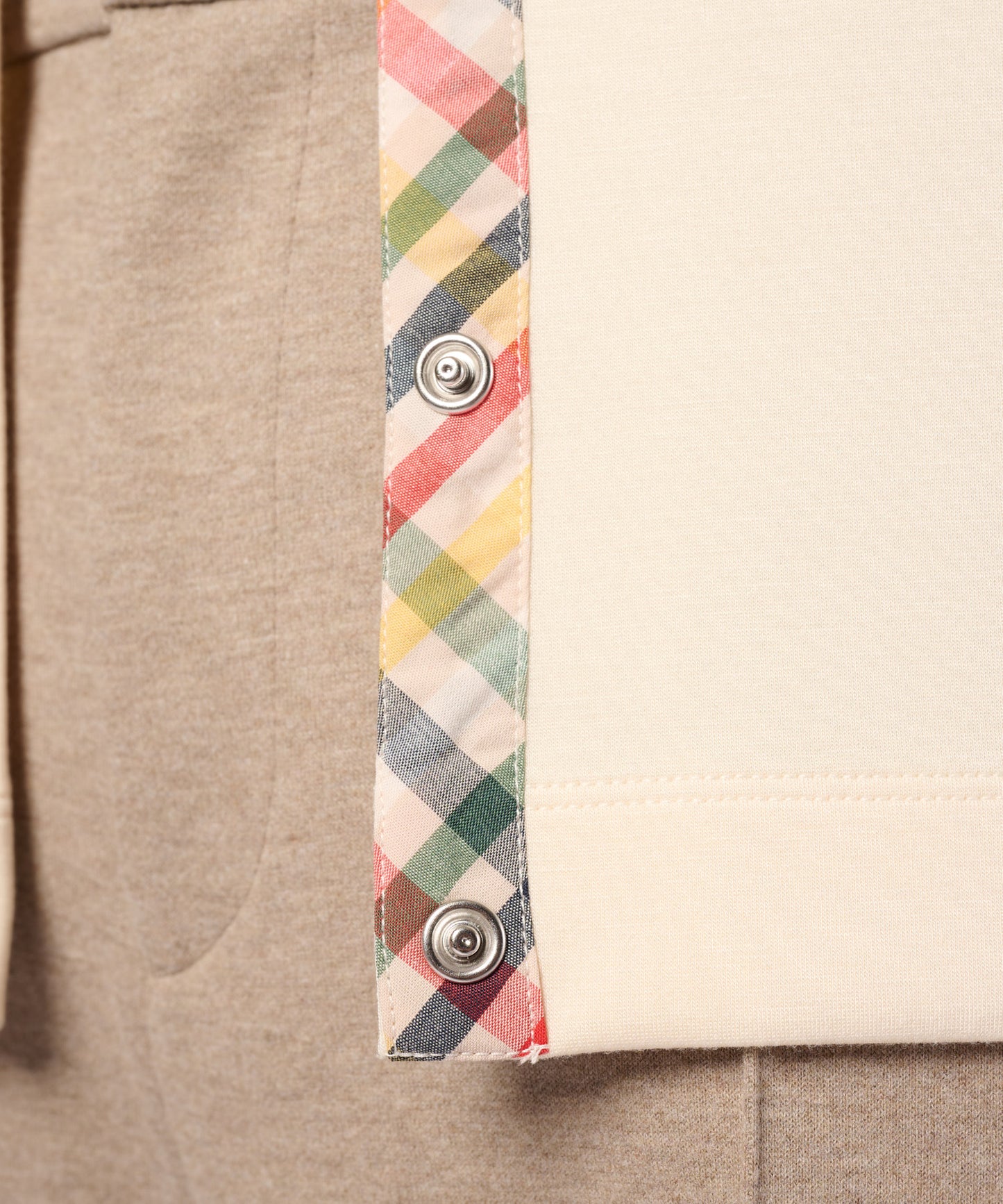 カットポンチ コンパクトカーデ