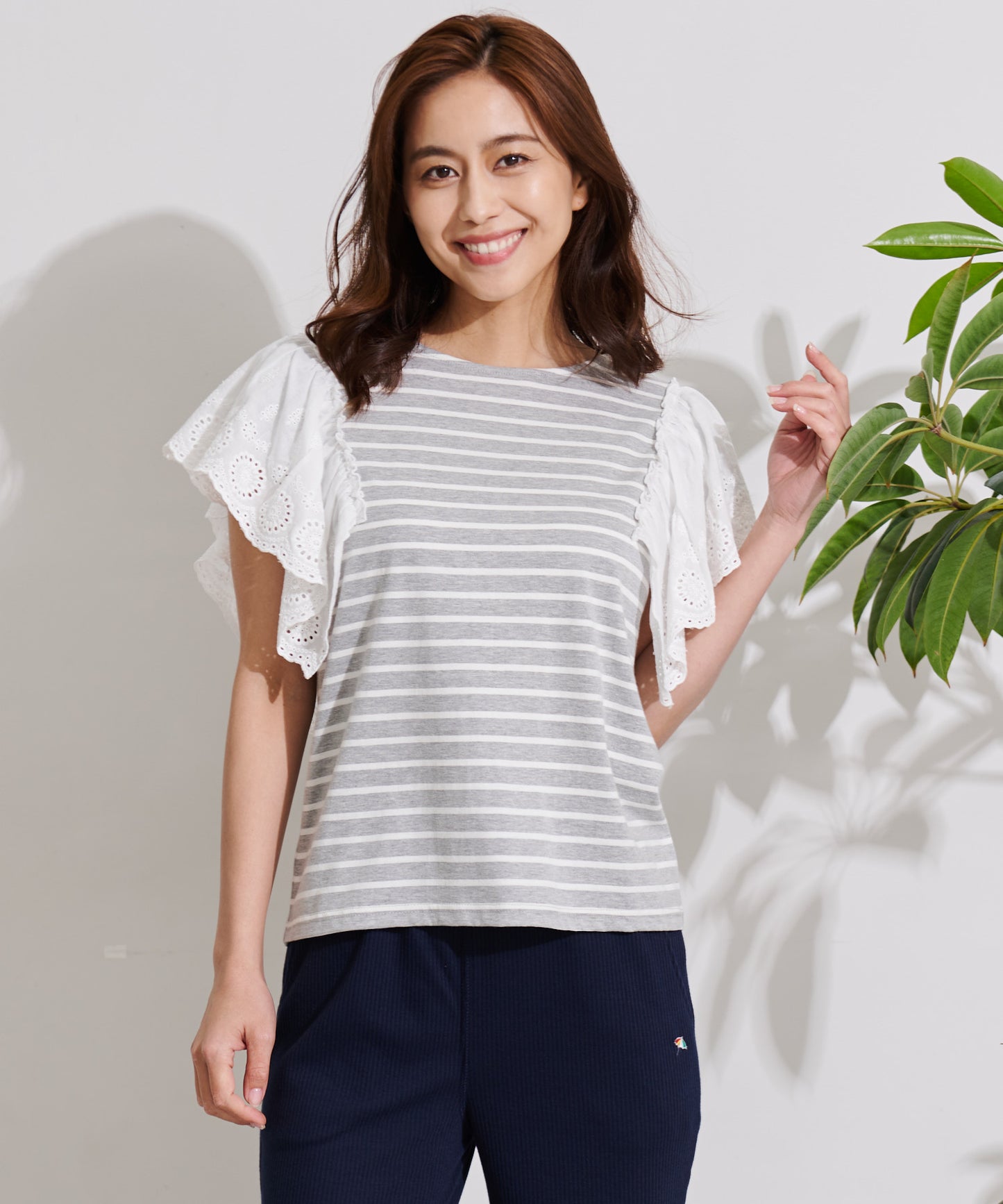 袖レース フレンチスリーブボーダーTシャツ