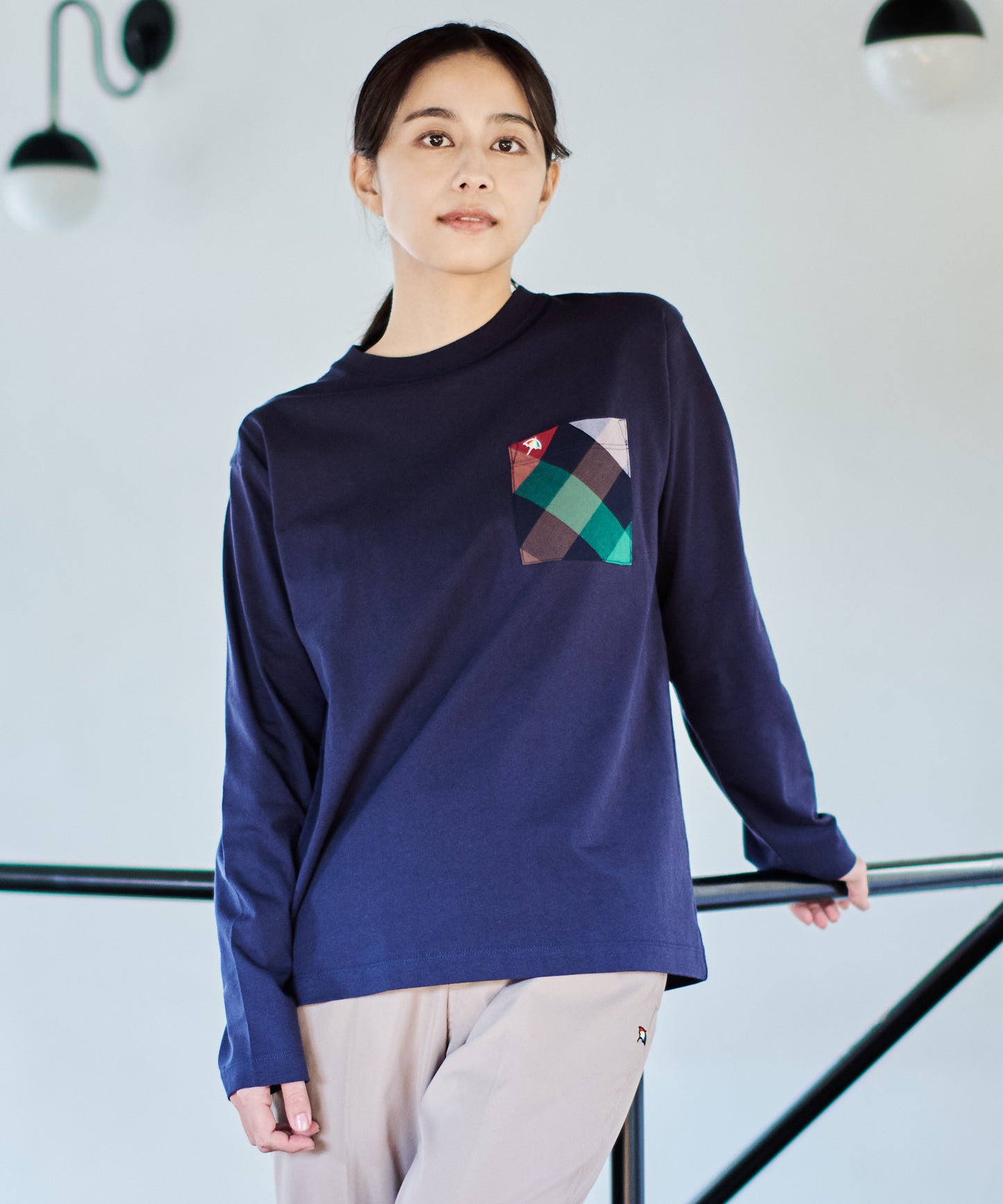 ビックパーマーチェックポケット シェアロングスリーブTシャツ
