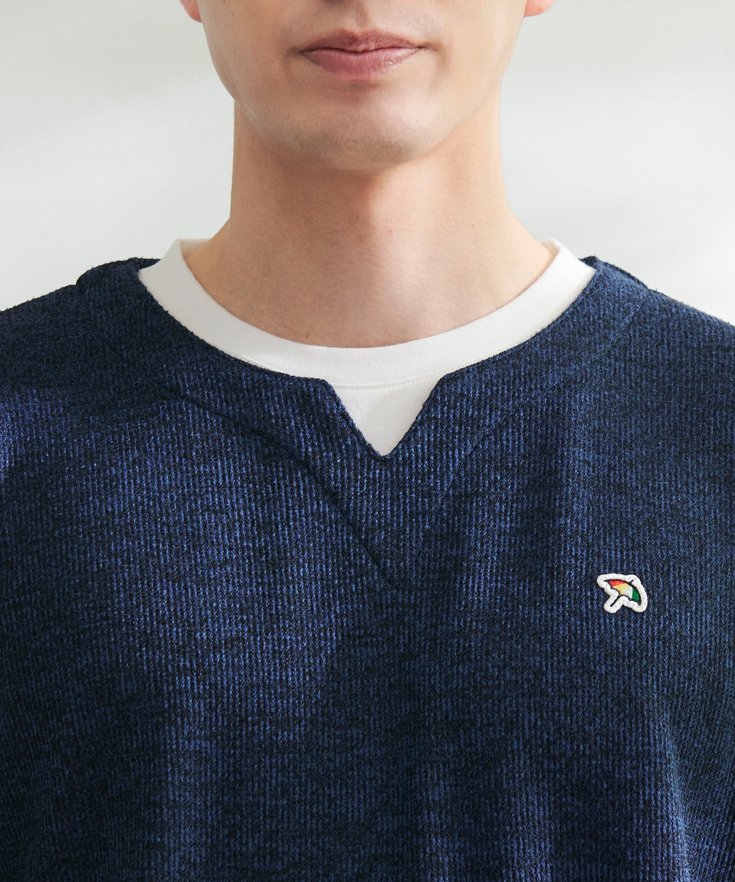 畔ニットソーキーネックフェイクレイヤードロングTシャツ