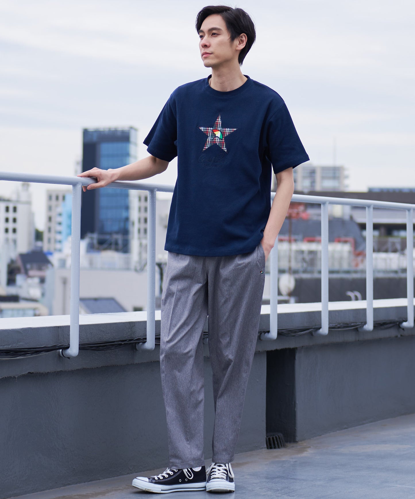 【残り3点】ビッグスターモチーフシェアTシャツ