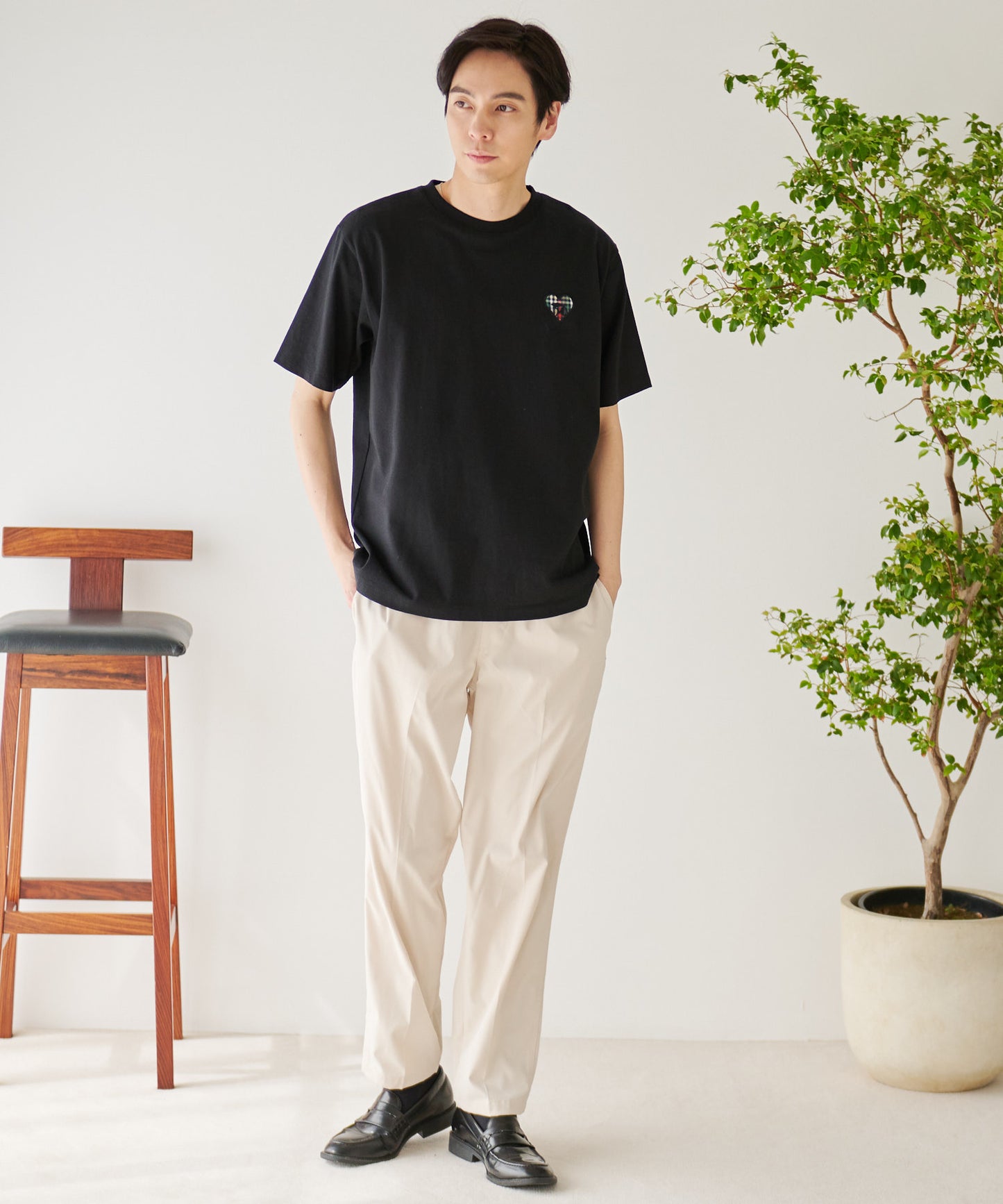 ハートモチーフシェアTシャツ