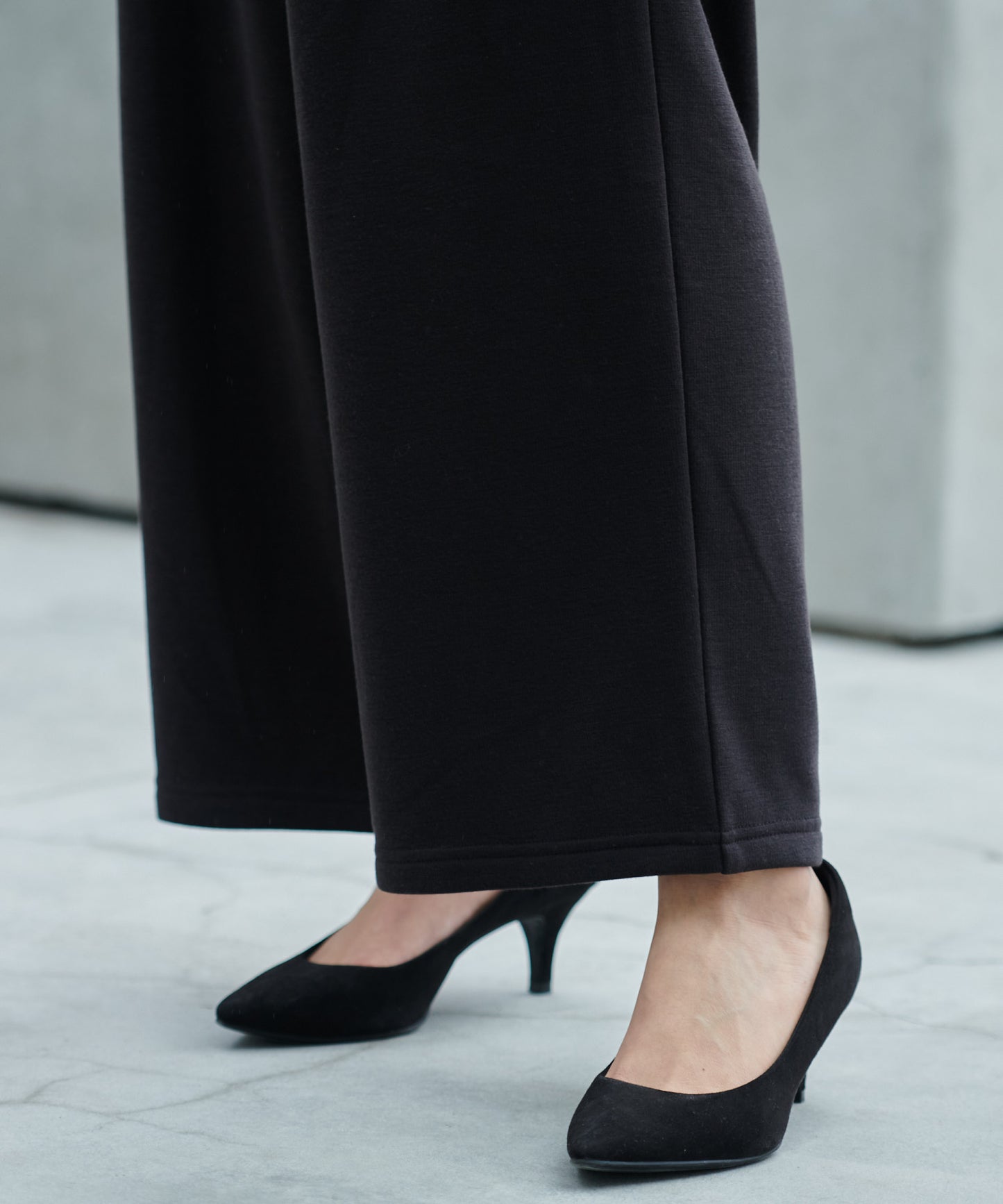 リラックスワイドストレートパンツ