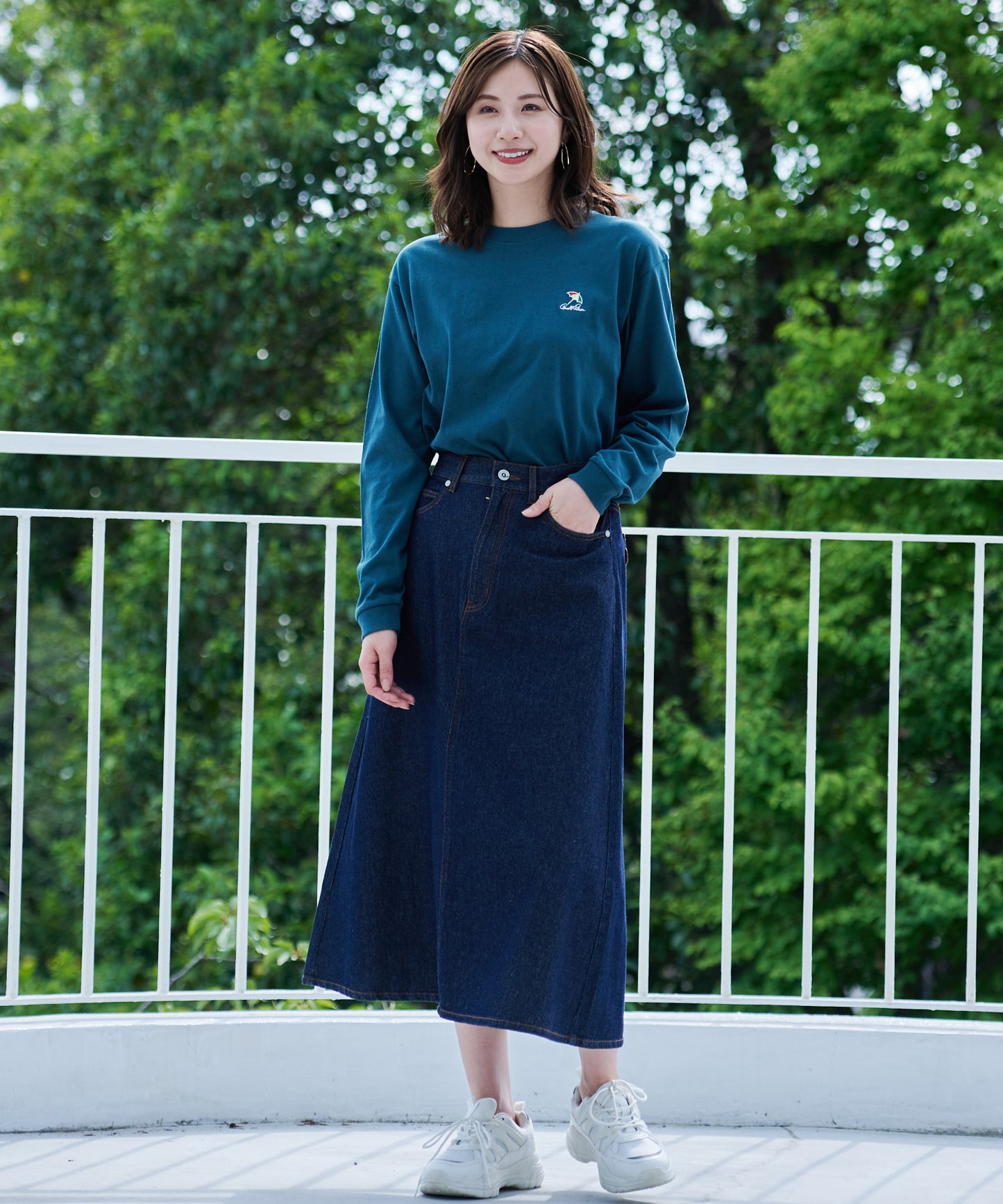 【残り2点】アンブレラロゴ シェアロングTシャツ