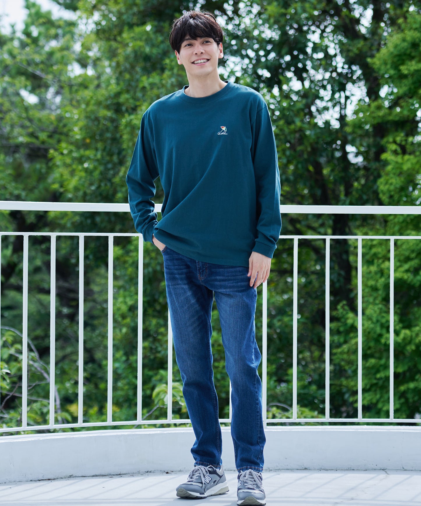 【残り2点】アンブレラロゴ シェアロングTシャツ