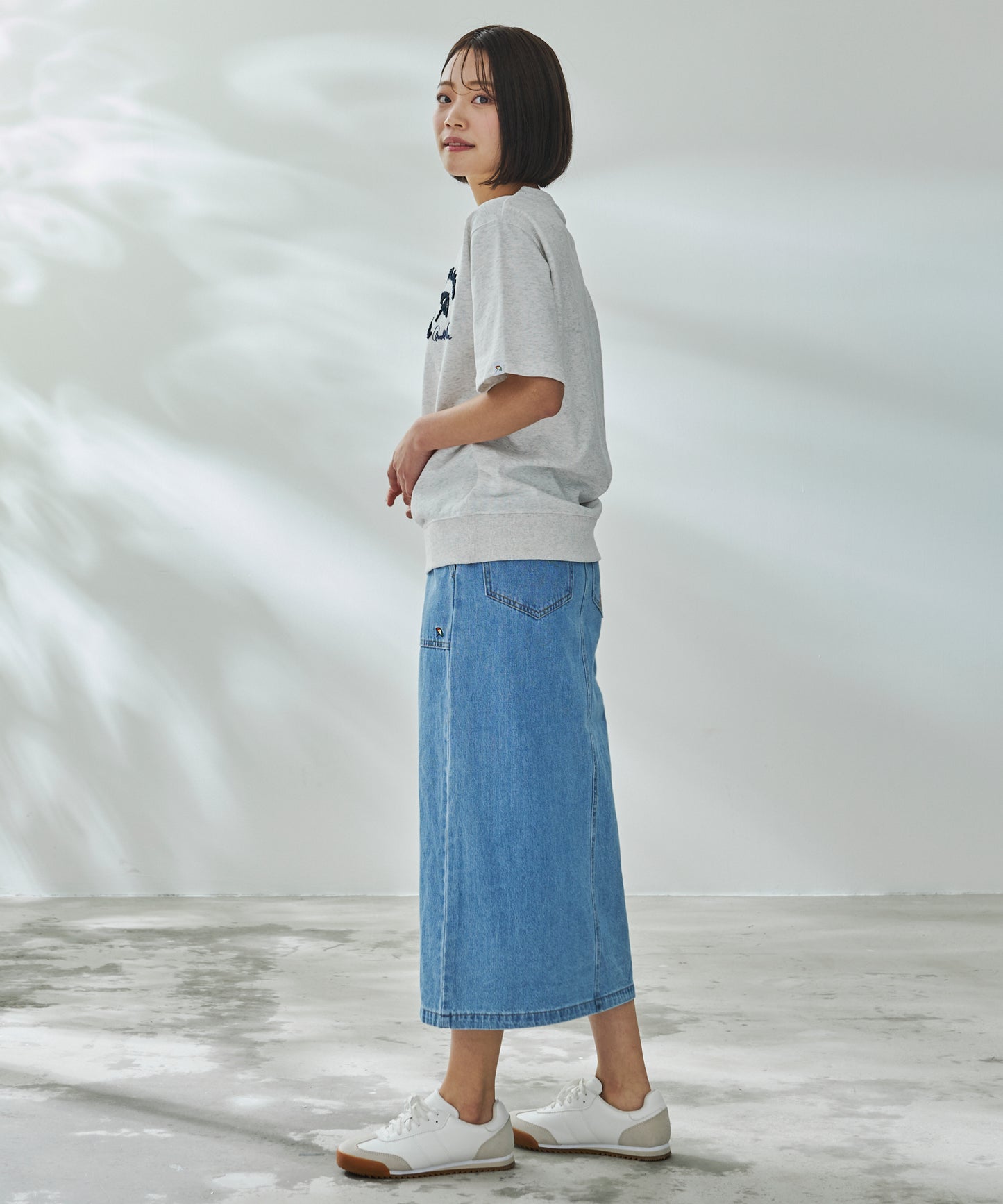 ライトスウェット シェア サガラ刺繍Tシャツ