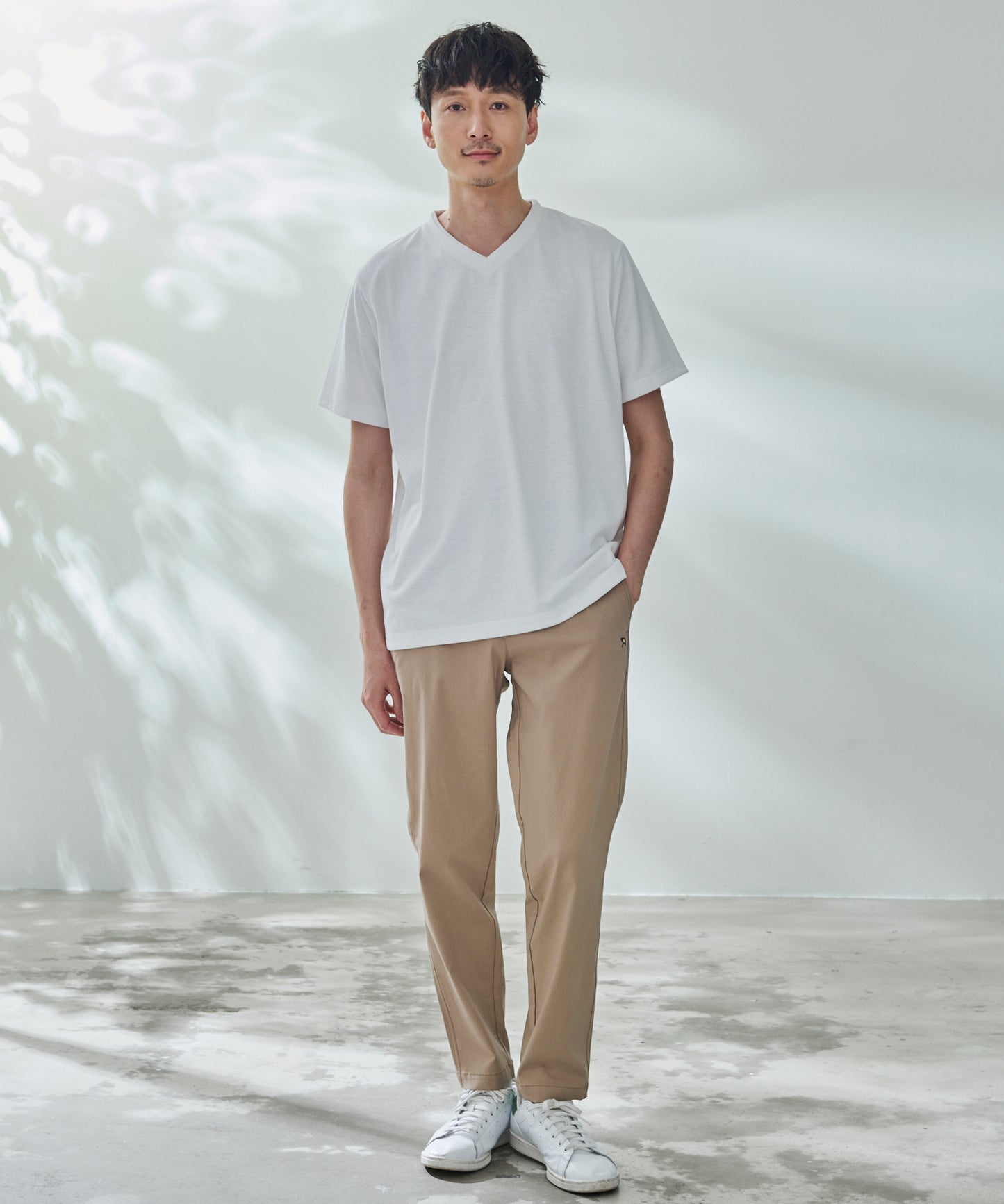 リネンタッチ VネックTシャツ