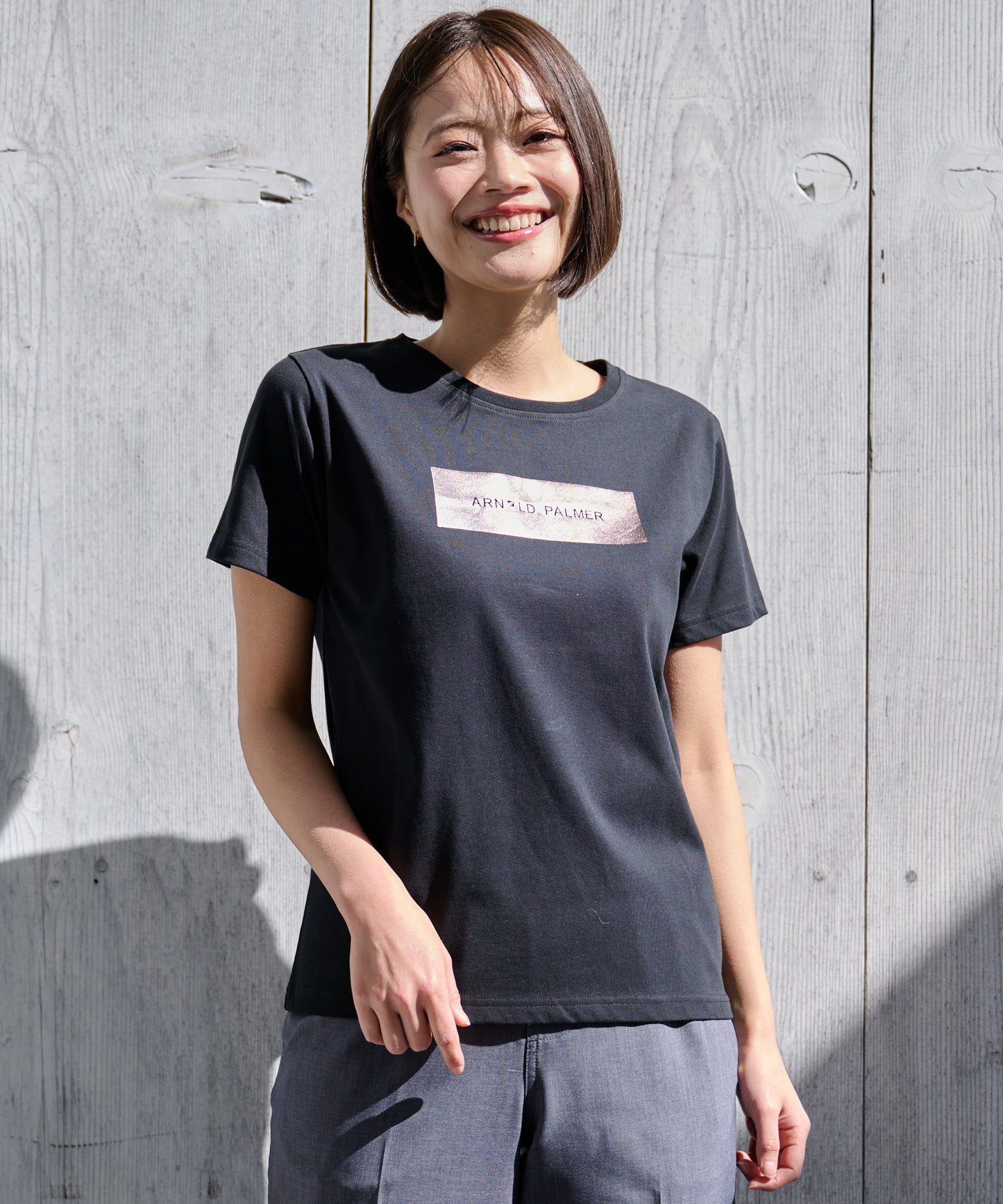 【TIME SALE】箔プリントロゴTシャツ
