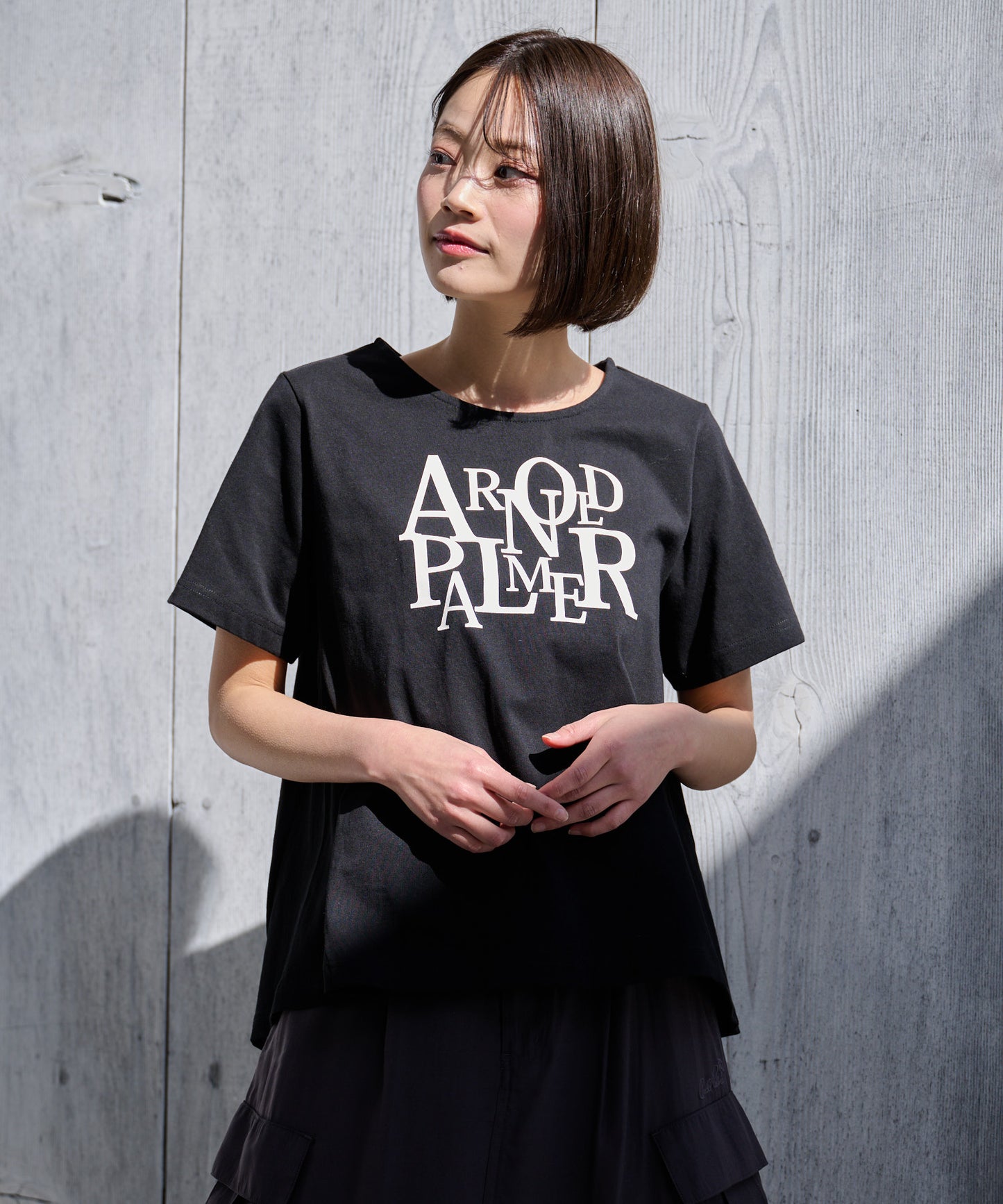 ロゴプリント AラインTシャツ