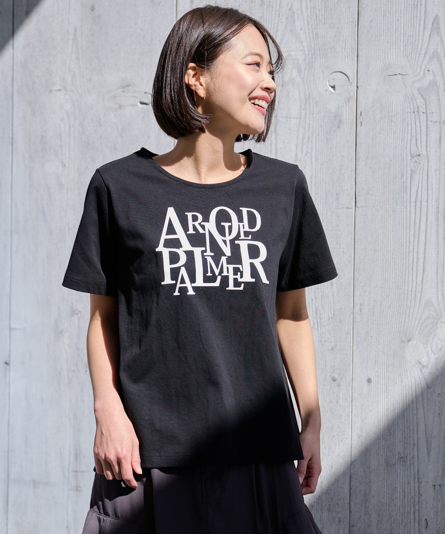 ロゴプリント AラインTシャツ