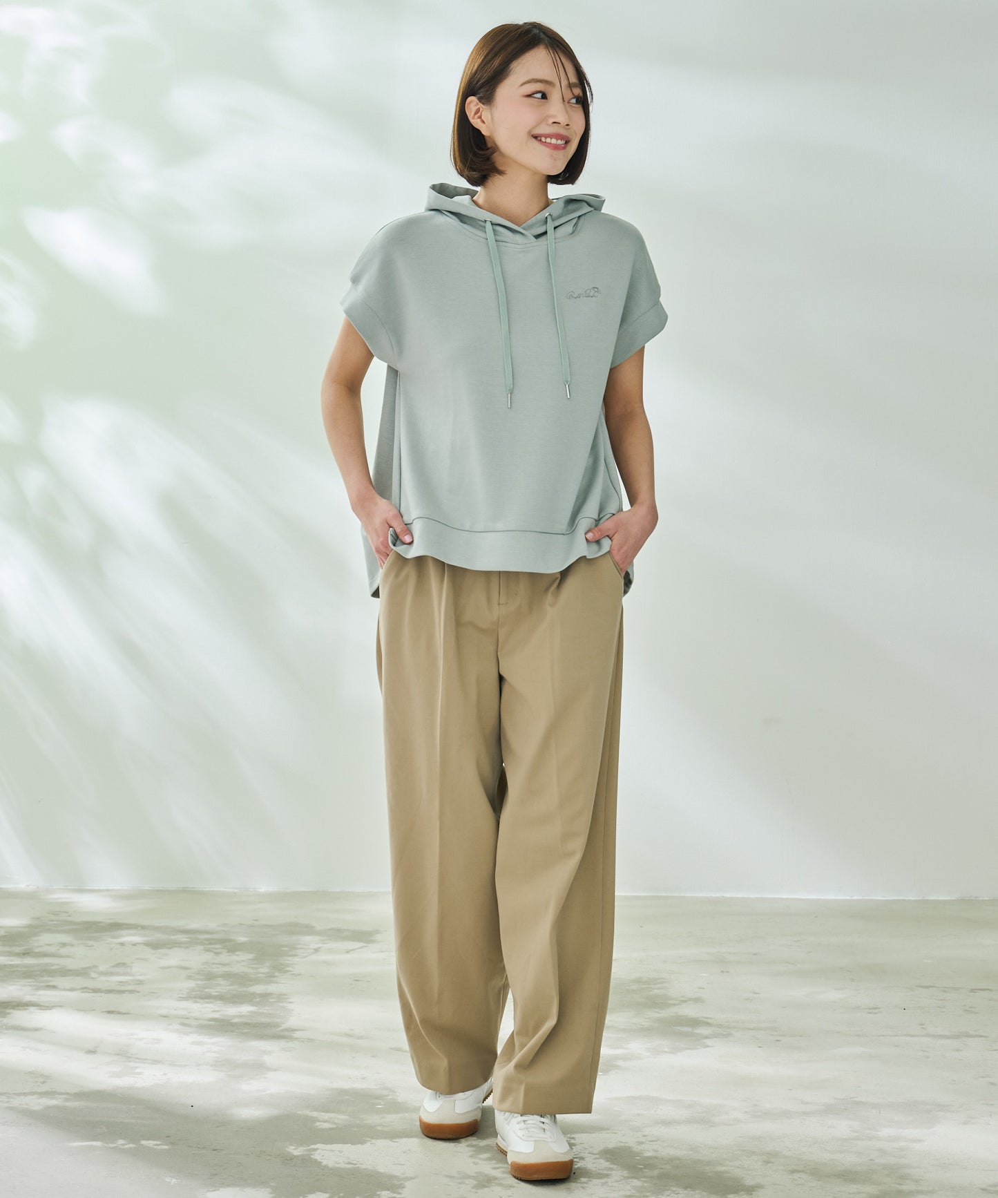 【TIME SALE】【残り1点】フレンチスリーブパーカー