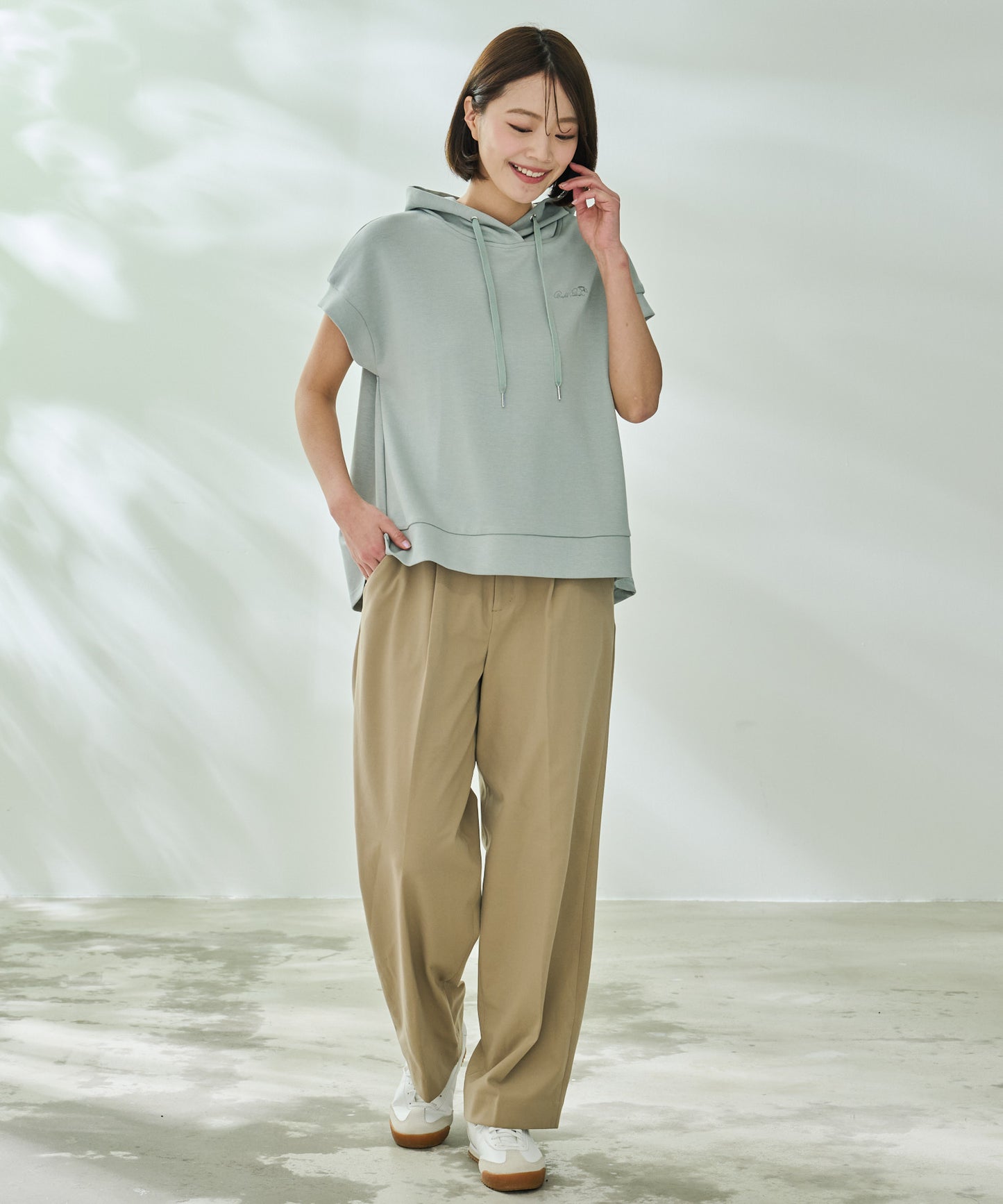 【TIME SALE】【残り1点】フレンチスリーブパーカー