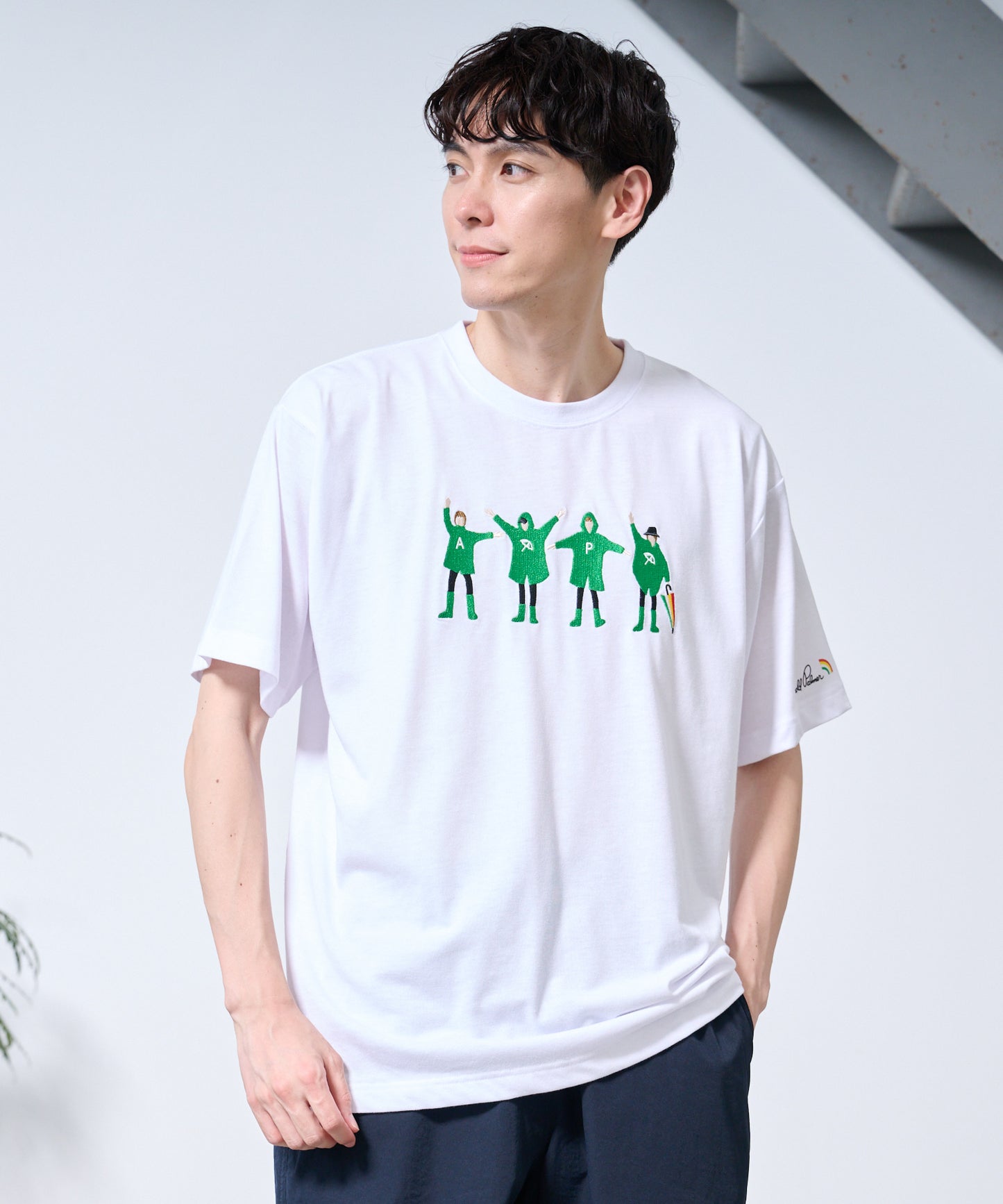 シェア レイングラフィックTシャツ