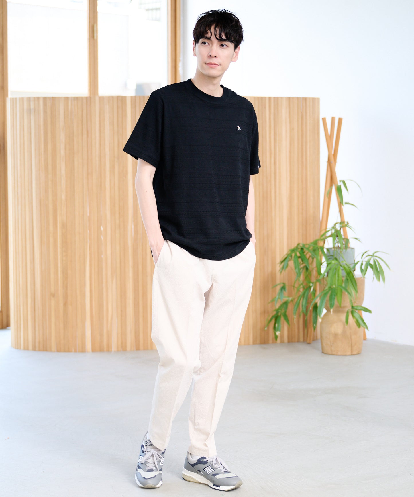 幾何学ジャガードTシャツ