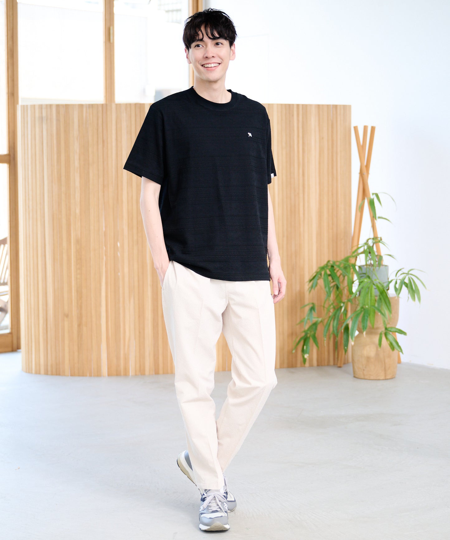幾何学ジャガードTシャツ