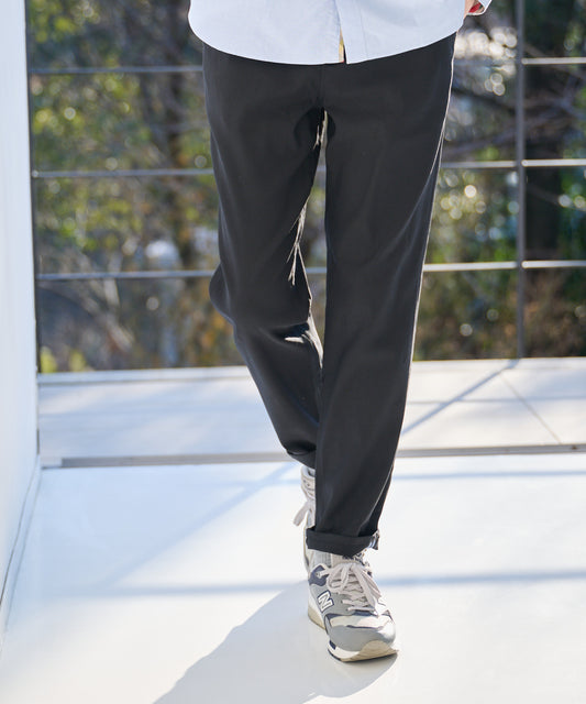 Arnold Palmer スタイリッシュ ストレッチチノパンツ