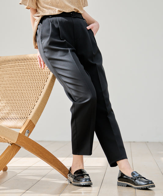 Arnold Palmer ベルト付き美脚テーパードパンツ