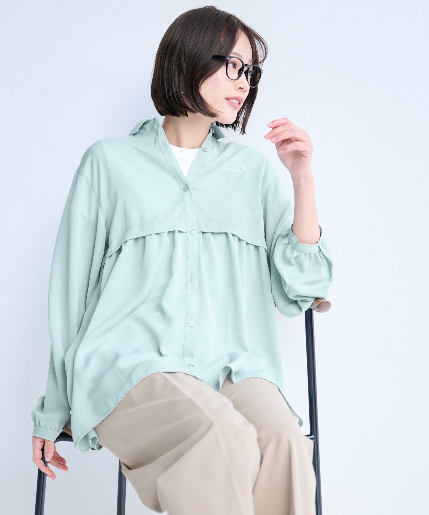 バックシャーリング シャツブラウス