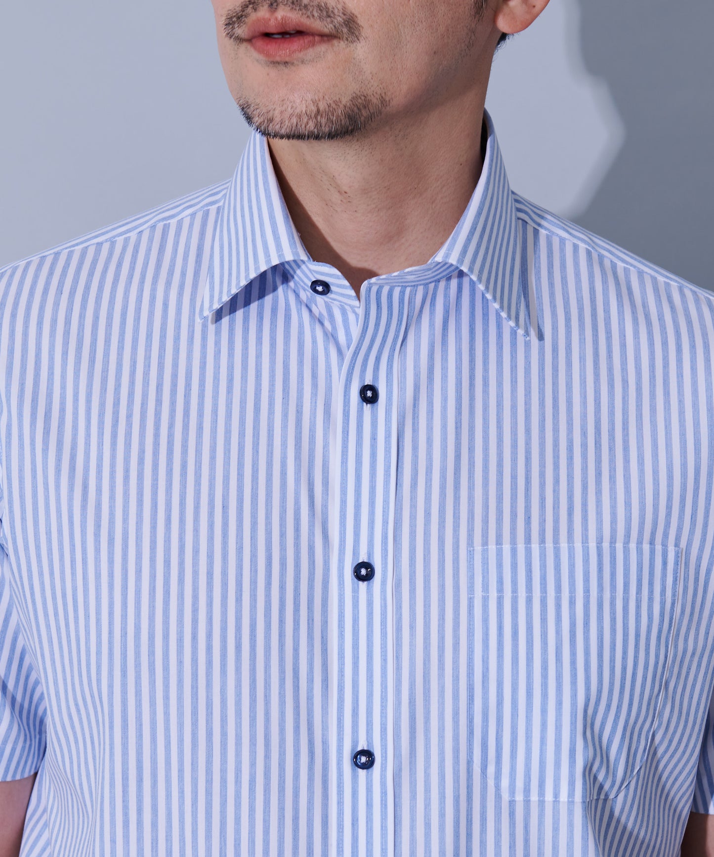 形態安定ブルーロンスト半袖ワイドカラーシャツ