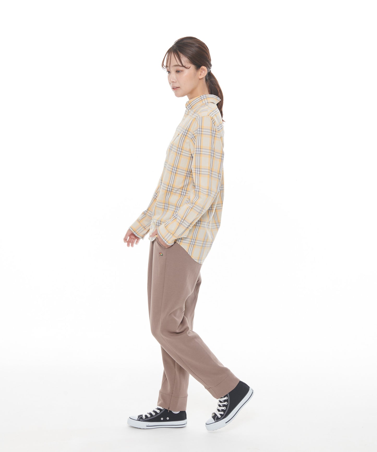 【残り1点】エンブレムモチーフ スポンジングシェアスウェットパンツ
