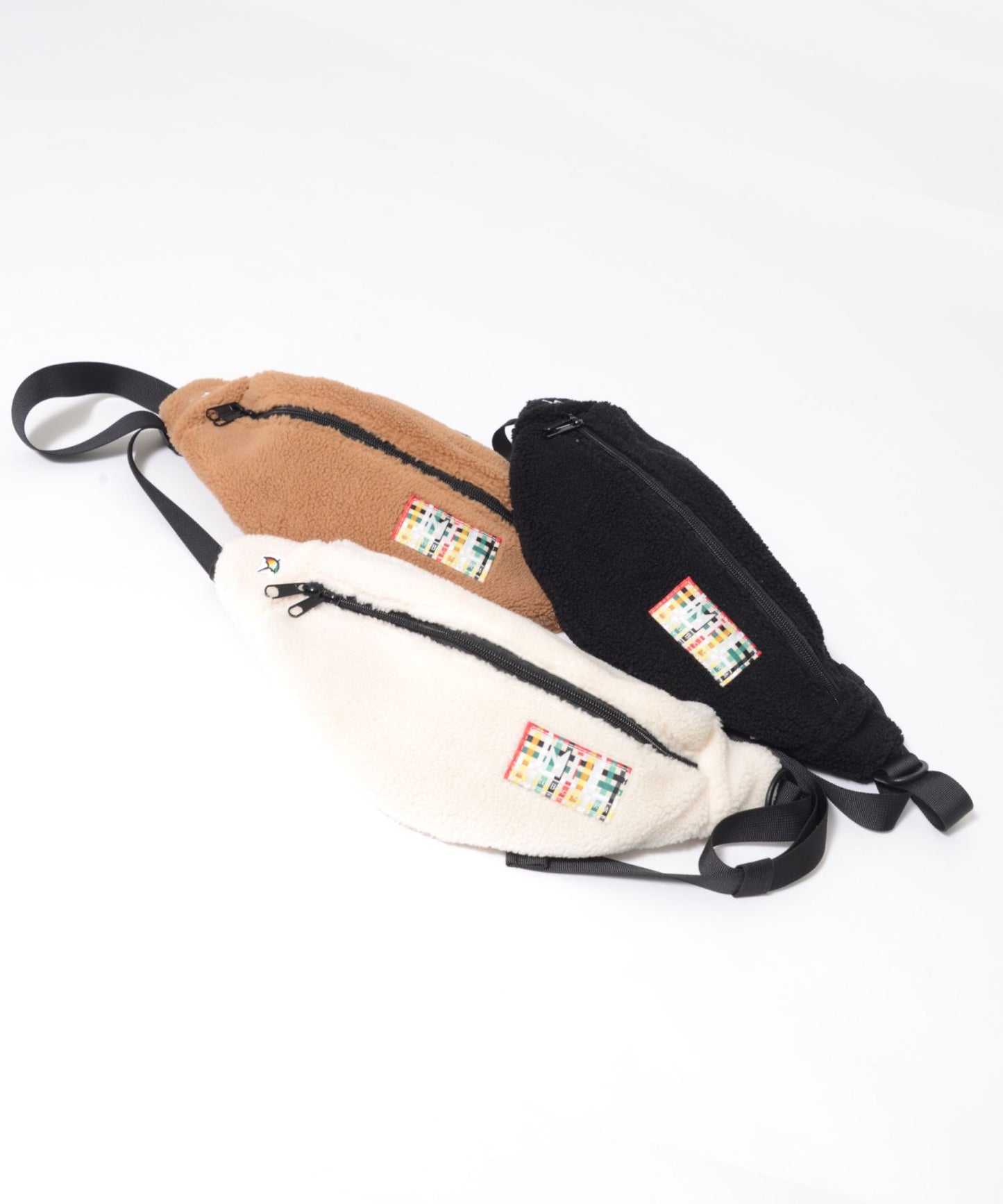 MEIコラボ シェアボアボディバッグ