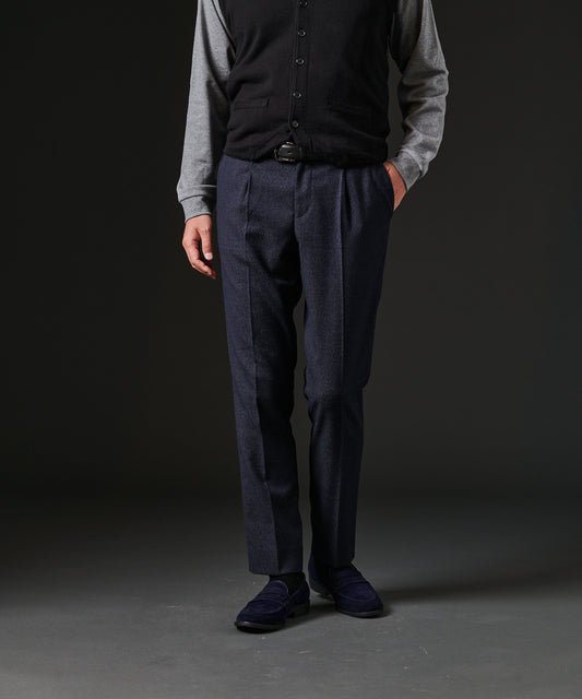 HIROKO KOSHINO  LUMILETウールSETUPパンツ