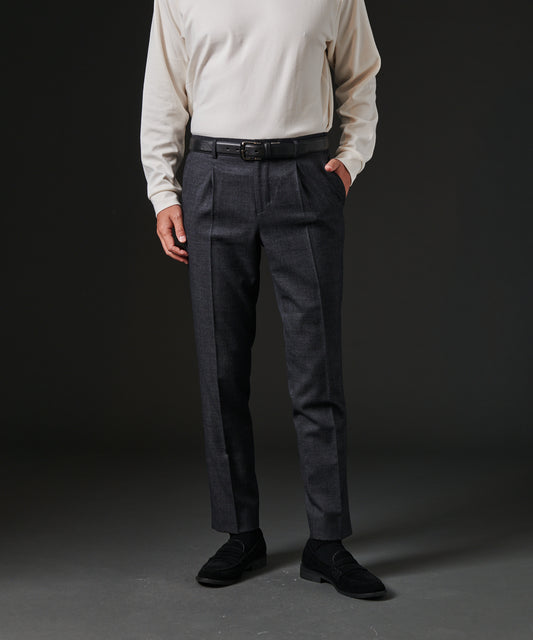 HIROKO KOSHINO TWバーズアイサイドシャーリングパンツ