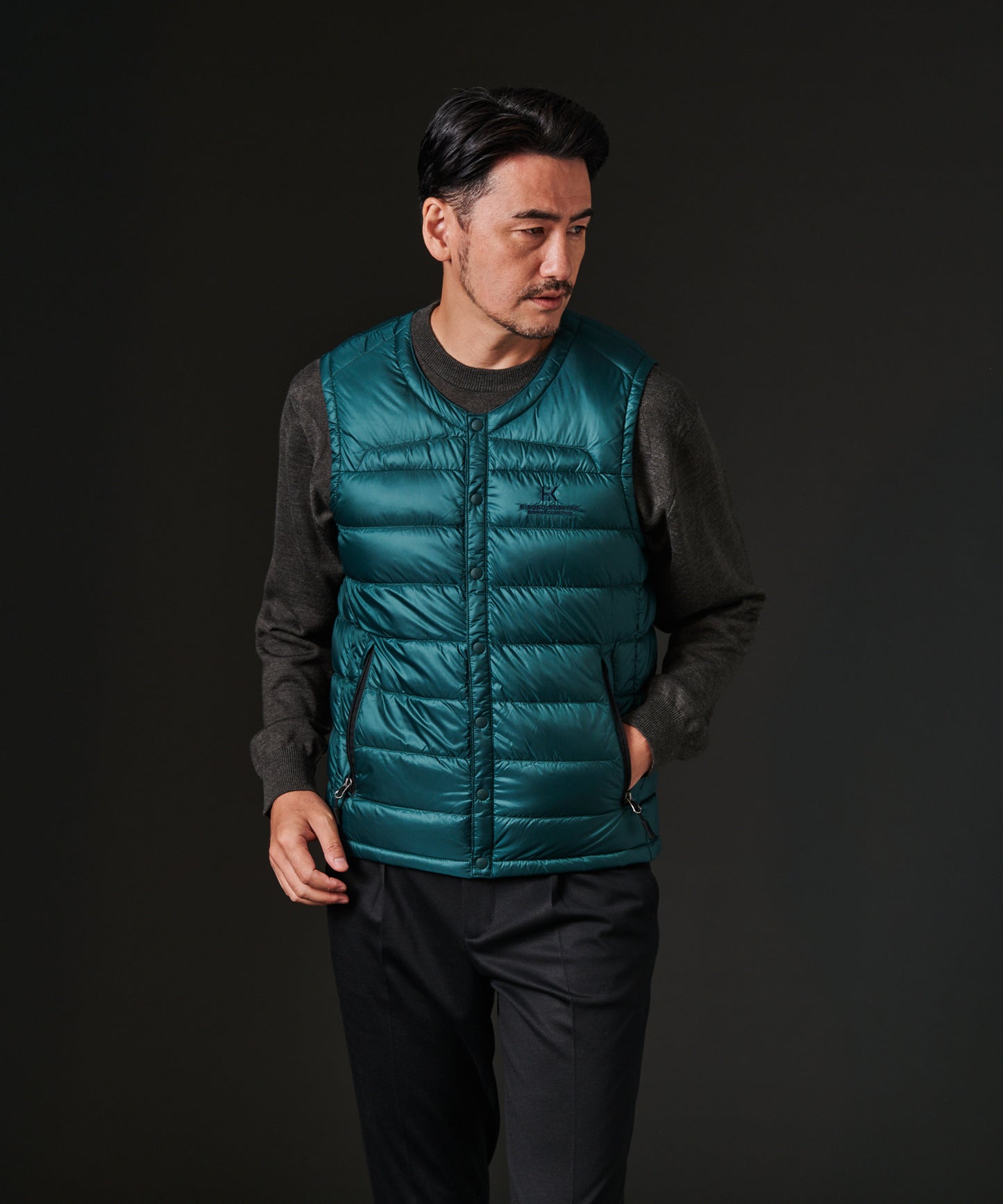 20Dナイロンインナー軽量ダウンベスト