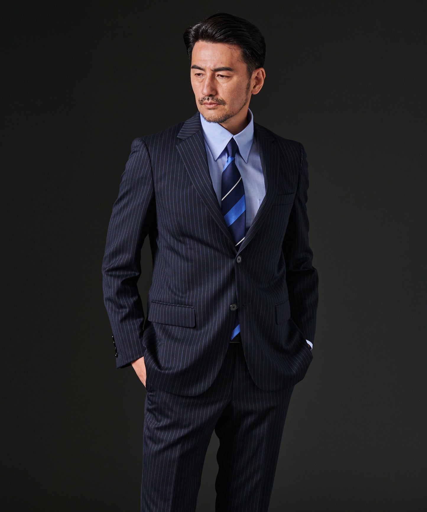 TWピンストライプスーツ