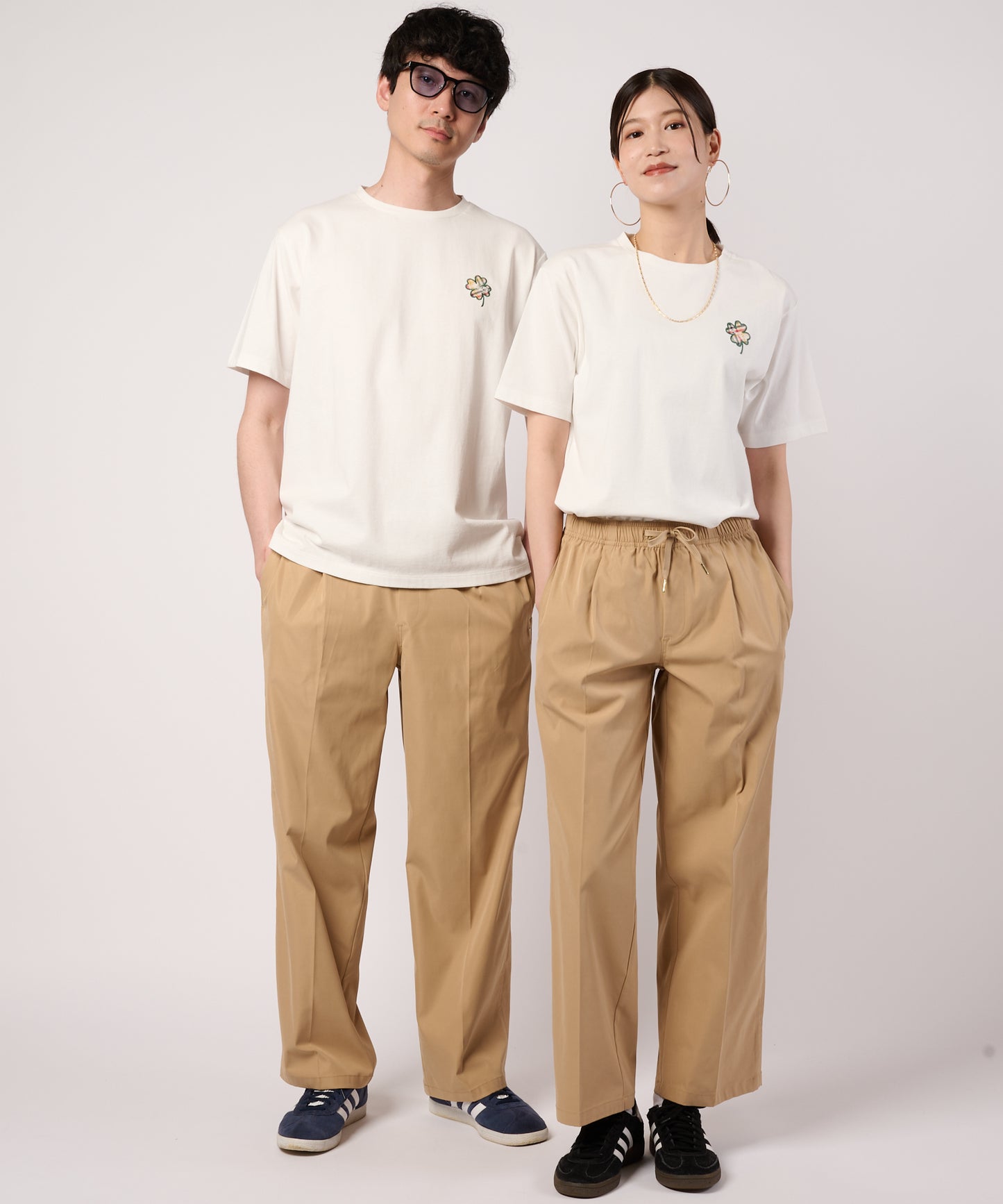 クローバーモチーフ シェア Tシャツ