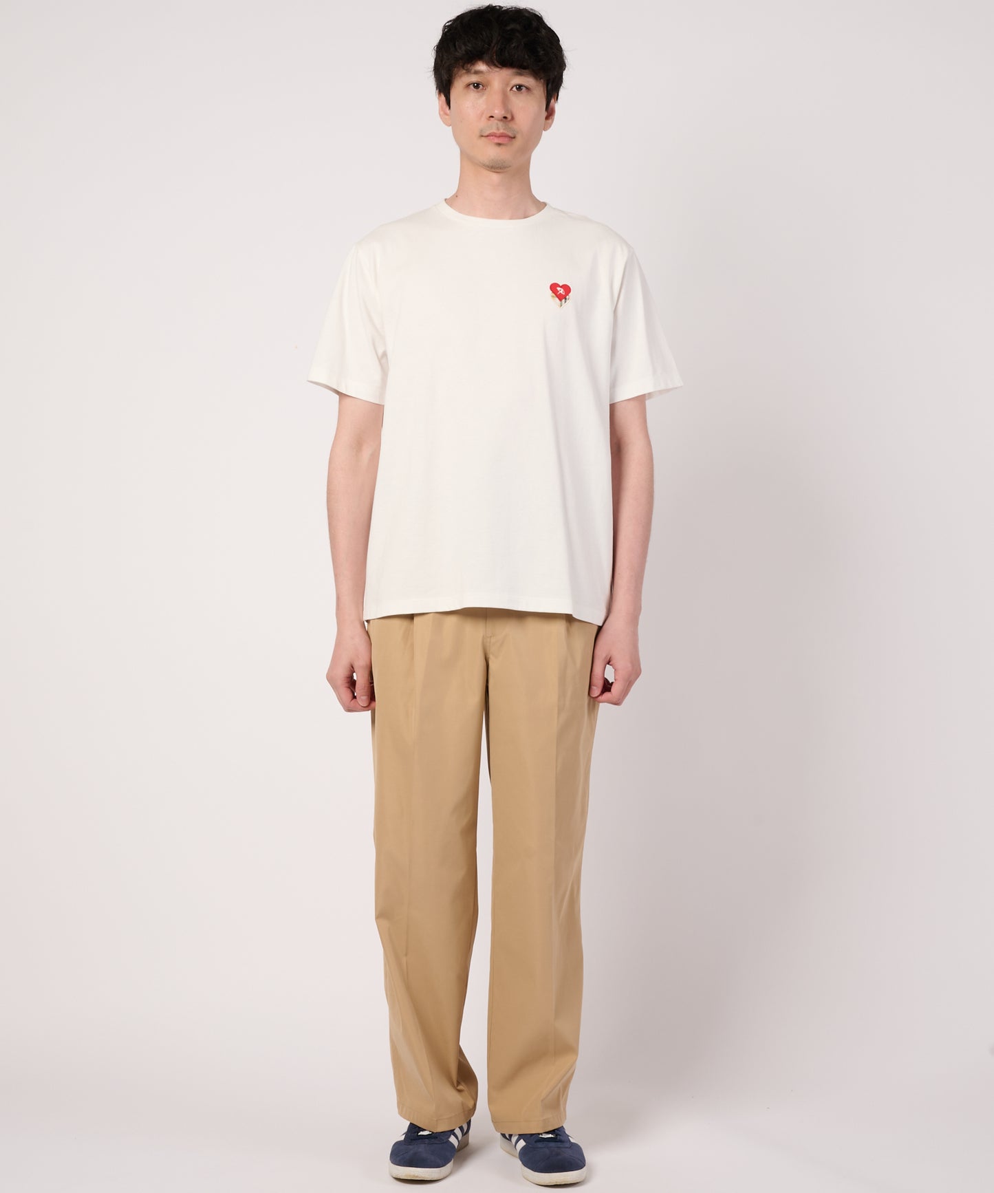 ハートモチーフ シェア Tシャツ