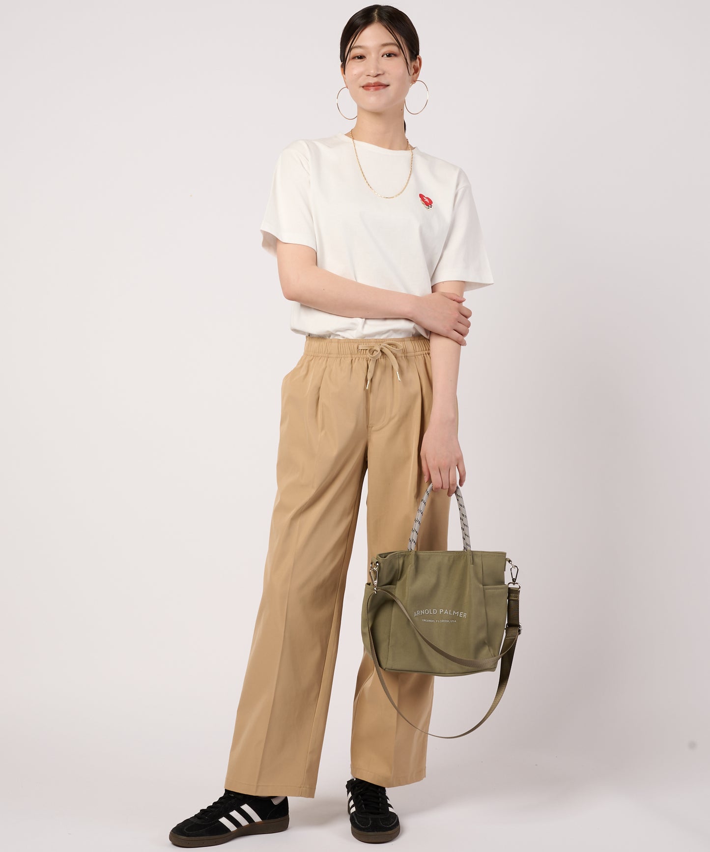 ハートモチーフ シェア Tシャツ