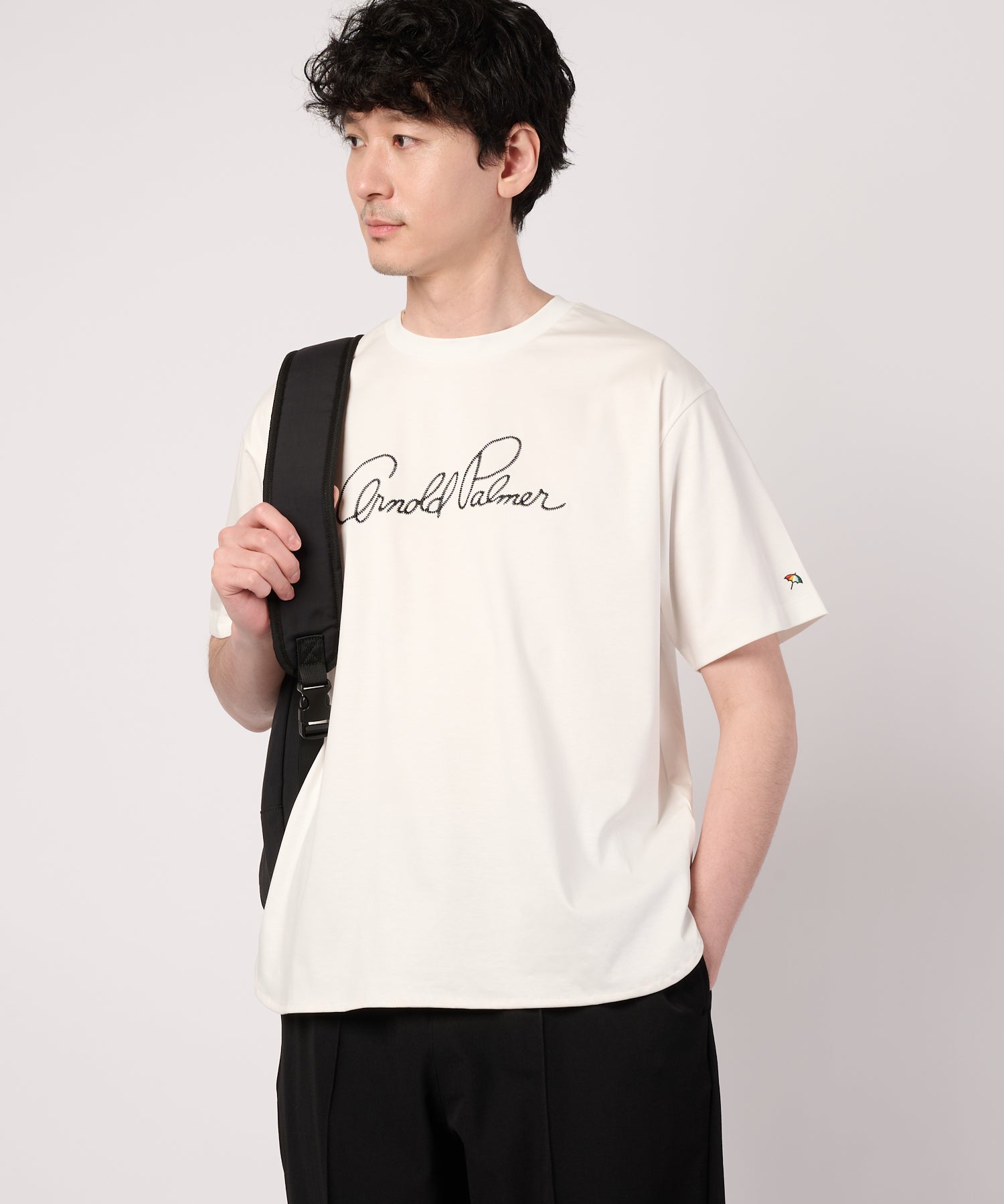 シェア ハンドメイド刺繍ラウンドヘムTシャツ（Tシャツ/カットソー